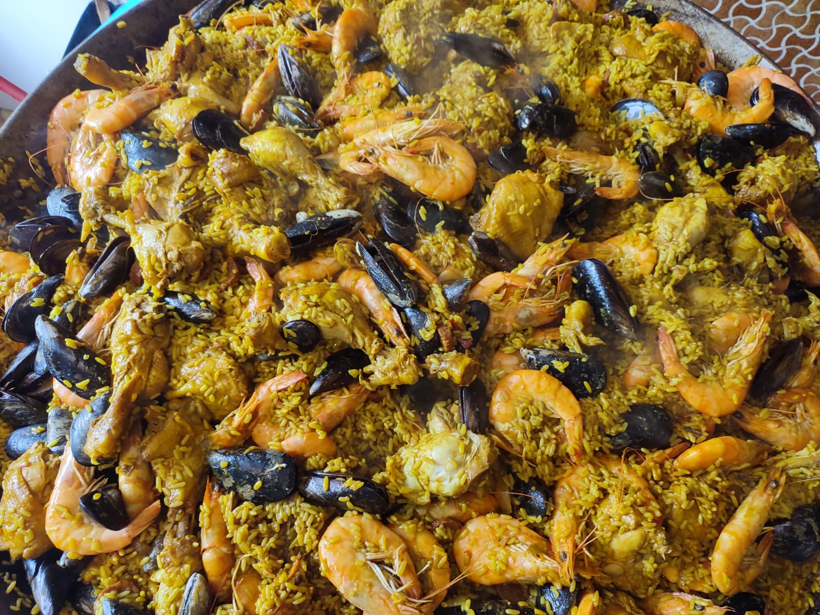 Stand marché paella