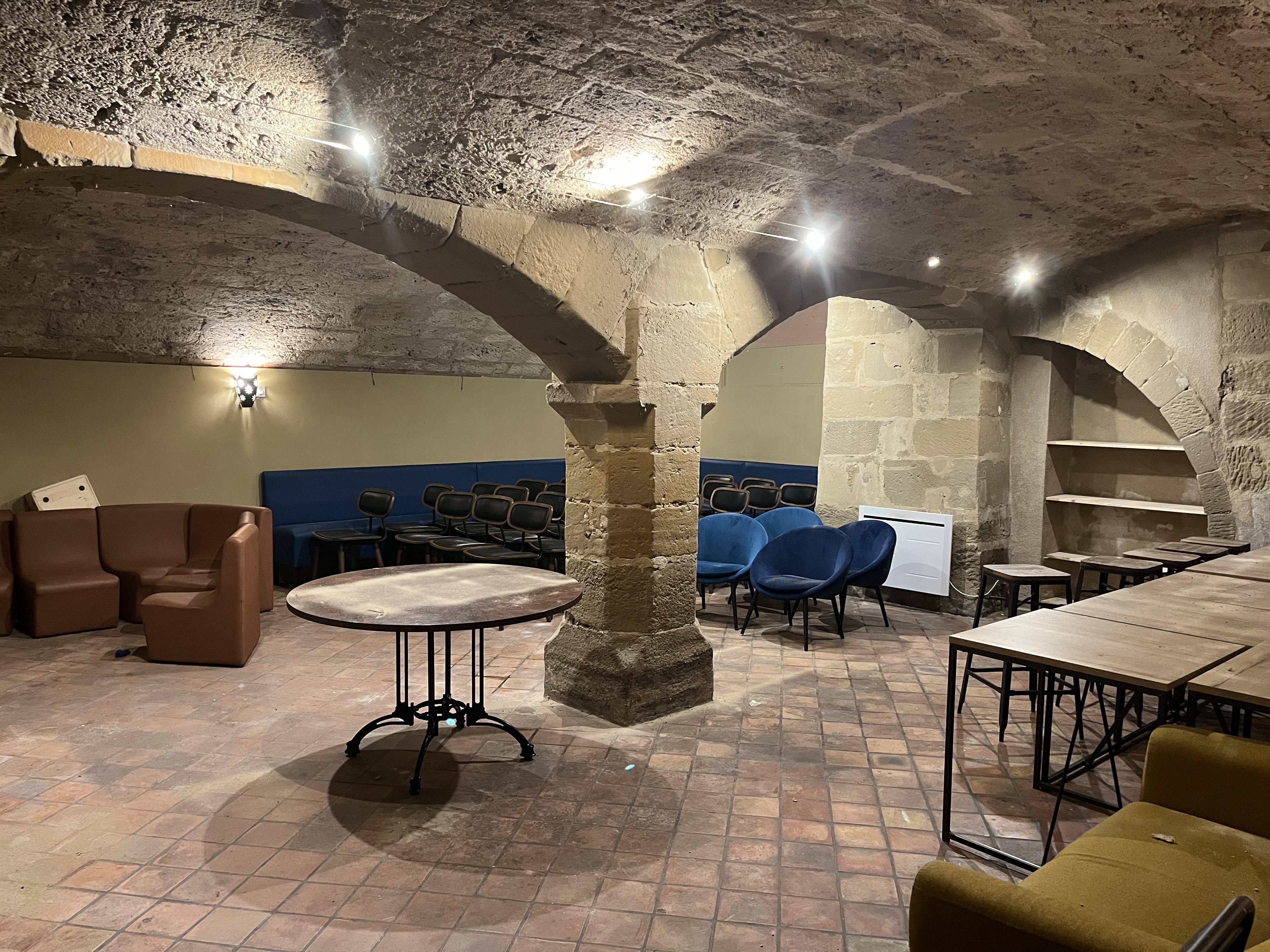 Bar restaurant cave à vin