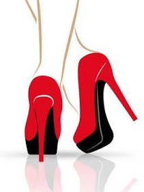 À vendre : fonds de commerce de chaussures, maroquinerie et accessoires, idéalement placé dans une ville côtière animée. La boutique est située entre les écoles ce qui génère une visibilité importante. Référence incontournable depuis près de 20 ans avec une clientèle fidèle, c’est une belle opportunité pour un(e) entrepreneur(e) souhaitant reprendre une affaire solide. Le local, clair et bien agencé, dispose de 55 m² de surface de vente, complétés par une réserve et un bureau de 50 m². A noter le prix très attractif du loyer annuel fixé à 5400€. Intéressé(e) ? Venez le découvrir sur place !