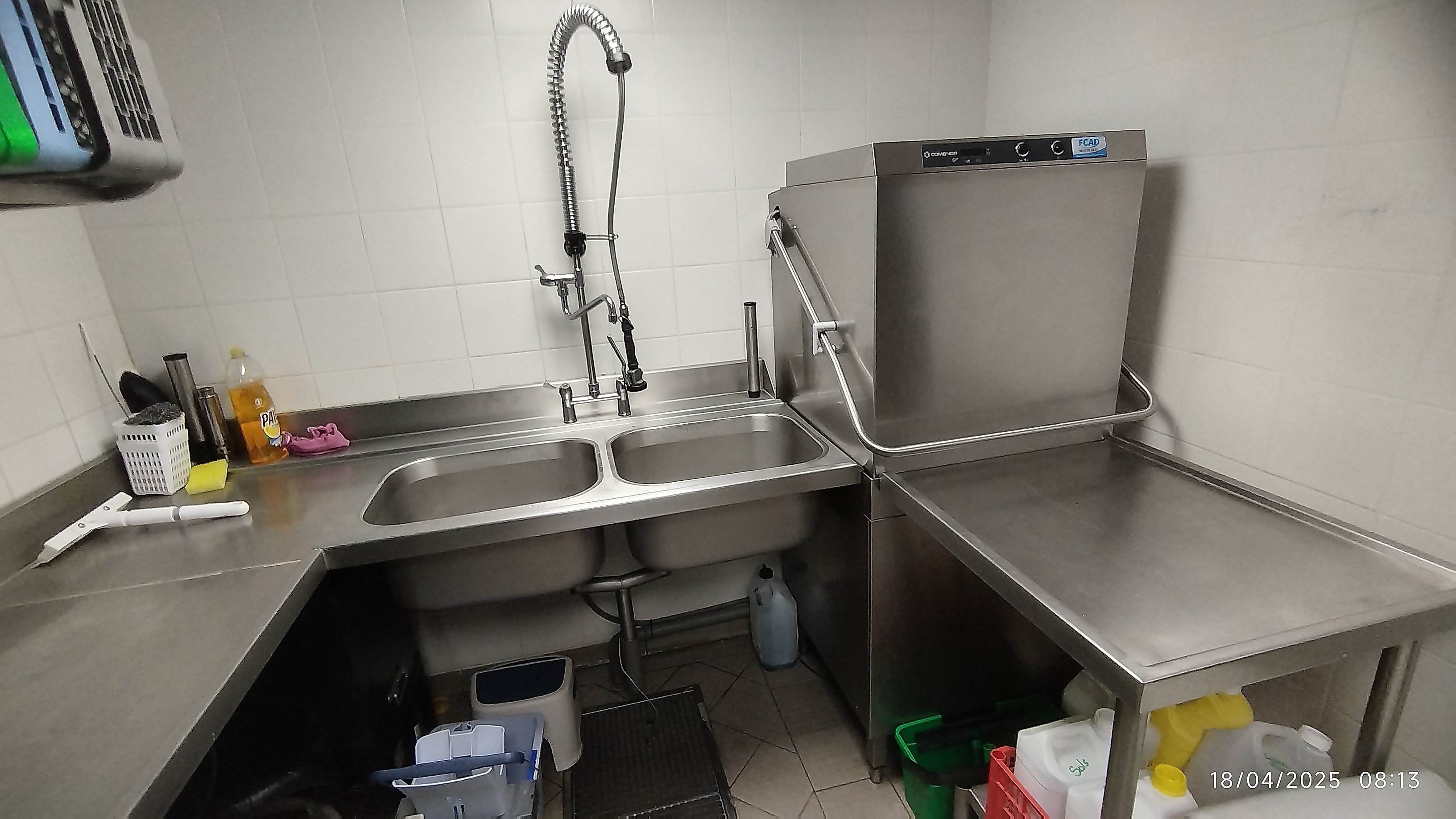 La commune de Lussas lance un appel à candidature, pour la gestion et l’exploitation du Bar Restaurant "Chez Charly"
Niché au cœur du village, le Bar-Restaurant bénéficie d'une situation idéale pour accueillir les habitants et les visiteurs.
Loyer 600 €

Les candidats intéressés sont invités à consulter le règlement de la consultation et à déposer leur dossier en Mairie.
Contact : Nadège VEAU – nveau@lussas.fr 04 75 94 20 06
Modalités d’envoi :
Par voie électronique à l’adresse suivante : nveau@lussas.fr
Par voie postale : 3 Place de la Mairie 07170 LUSSAS