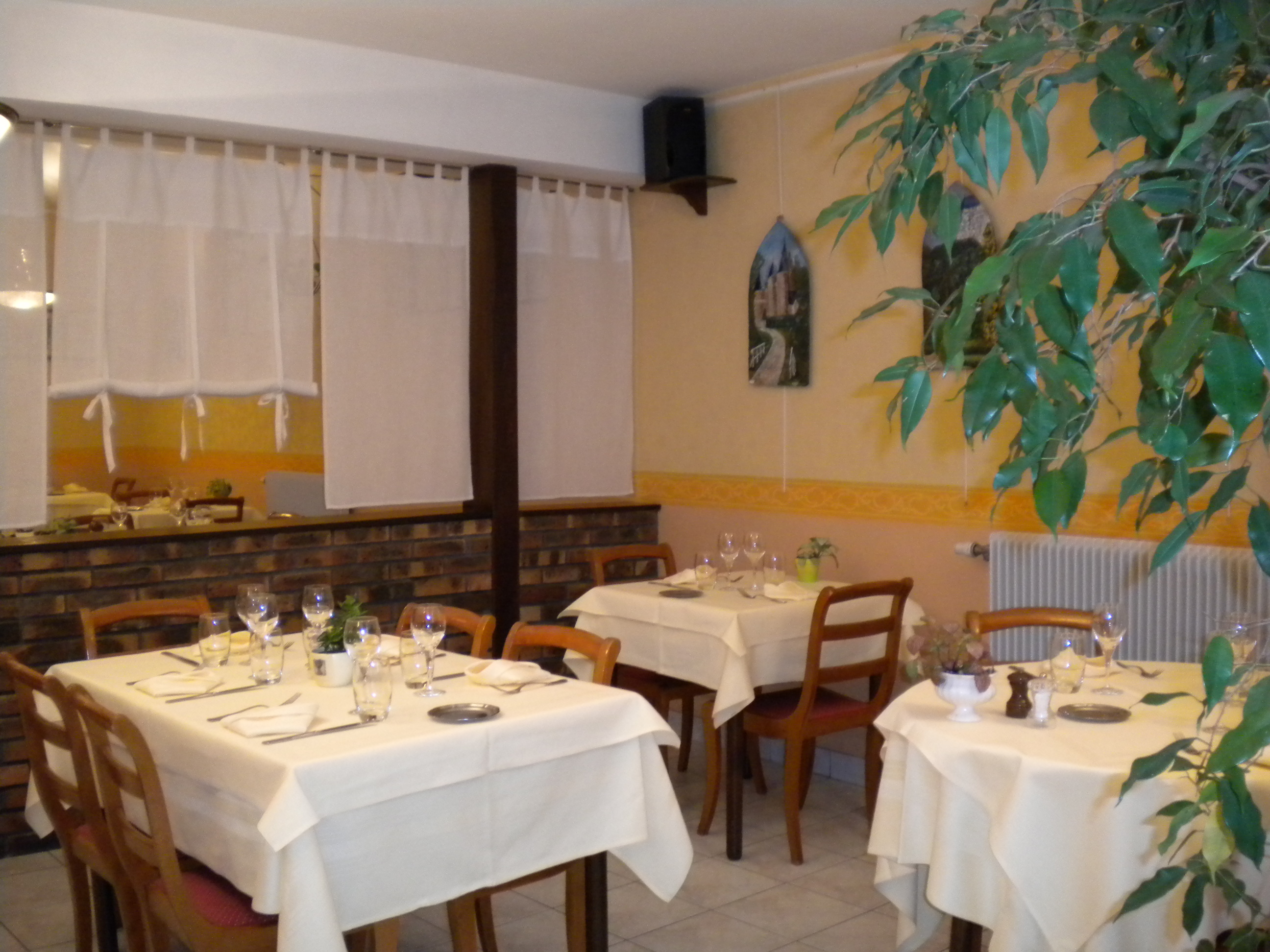 restaurant