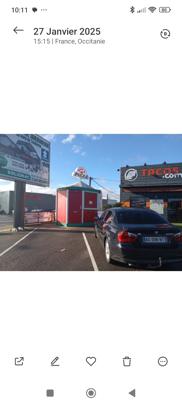 Vends kiosque a pizza situé sur une avenue très passante avec un parking.
Le kiosque est composé d'une saladette changé y a 6 mois, d'un four électrique 2 ans, d'un petit frigo et d'un petit congélateur.