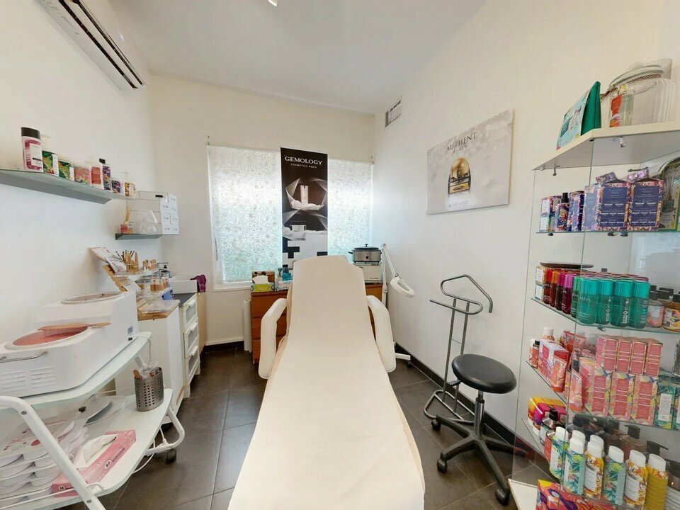 Institut d'esthétique 35 m²