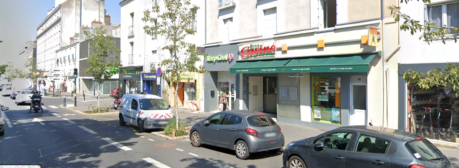 Vous souhaitez investir dans un commerce alimentaire en franchise clé en main sous enseigne ?

Cette offre peut répondre à votre projet ! Réf : 140976

Description du projet : Location Gérance Franchise

Apport personnel 80 K€
Loyer annuel Hors-Taxe Hors-Charge : 58 K€
Chiffre d'affaires annuel Toute Taxe Comprise : 938 K€
Surface de vente : 297m²

Type de contrat : Location Gérance
Droit d'entrée: 0€
 
Les avantages de notre enseigne :
• Une centrale d'achat puissante
• Une forte notoriété et un savoir-faire reconnu depuis125 ans
• Une logistique efficace capable de livrer partout en France
• Une formation gratuite sur mesure
• Un accompagnement personnalisé

Devenez un commerçant 100% indépendant ! Cette offre vous correspond ?
Contactez-nous pour rejoindre l'aventure !