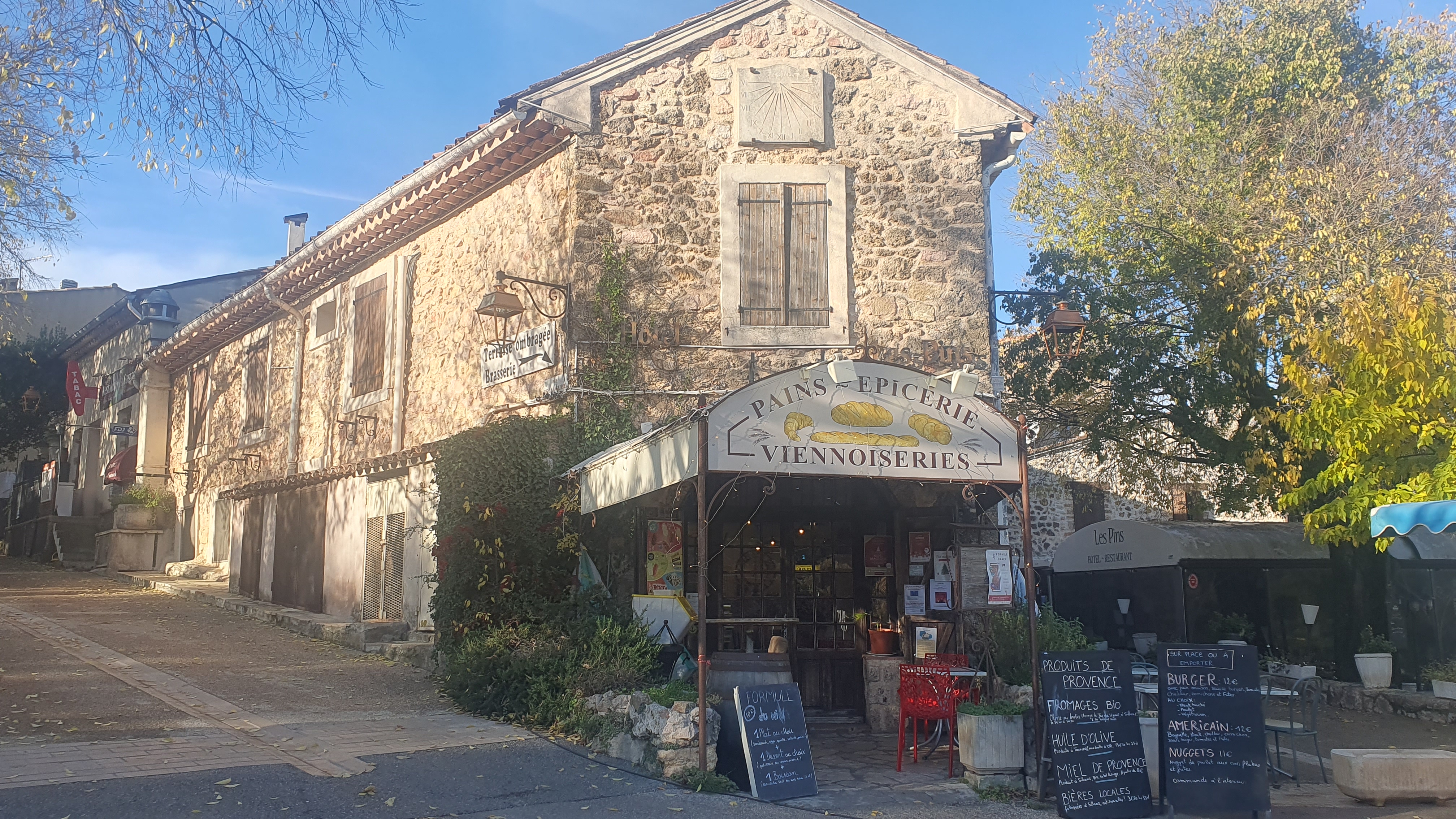 Boulangerie / Dépôt de Pain avec multi-services