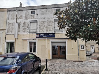 Ancien commerce et logement – SAINT MARTIN D’ESTREAUX