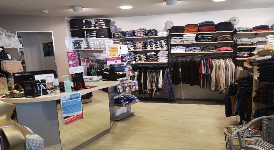 A REPRENDRE COMMERCE PRET A PORTER LINGERIE - RENAISON