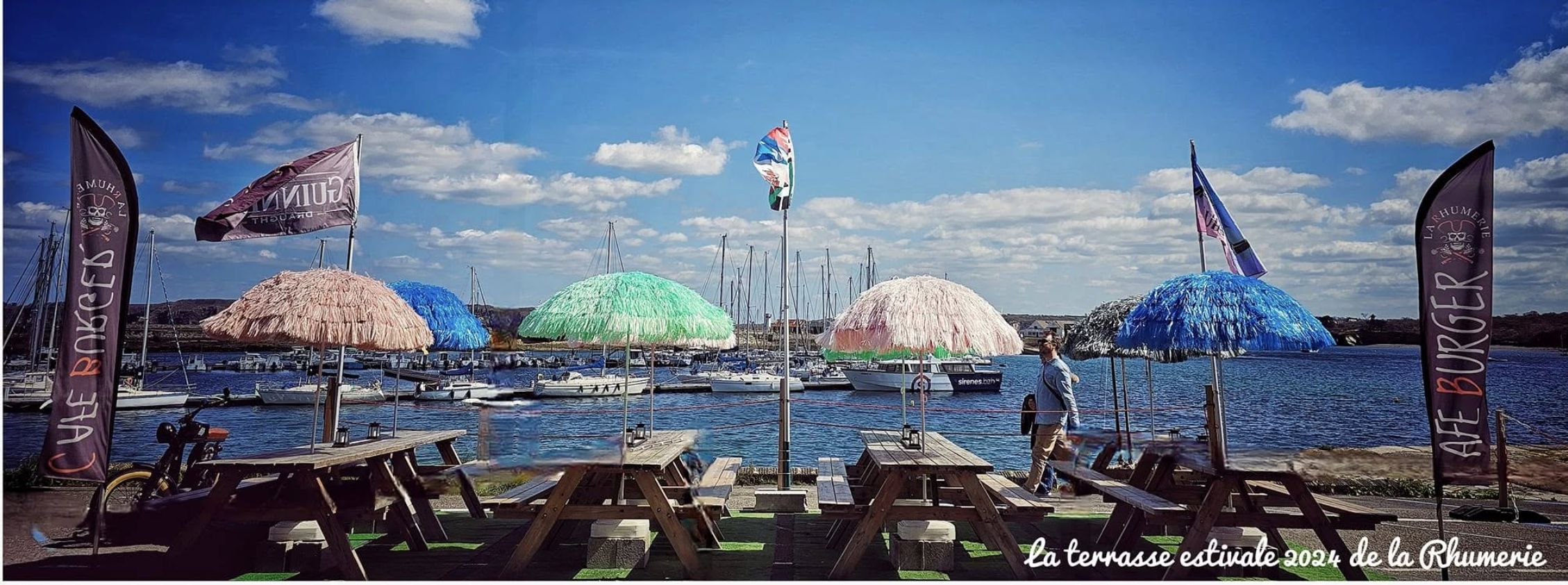 Etre à son compte est une très belle aventure, que l'on peut vivre de différentes manières.

Celle que nous vous proposons aujourd'hui est de devenir le capitaine d'un vaisseau amiral amarré sur la presqu'ile de Crozon.

Cette affaire est une véritable opportunité pour trouver un juste milieu entre, avoir le temps de s'occuper de soi ou de son équipage familial avec 2 jours de repos hebdomadaire et 8 semaines de congés réparties sur l'année, et amener son navire aux objectifs financiers avec une très grande latitude de progression.

Vous serez sur le pont avec vos barils de rhum pour réaliser de très beaux cocktails et proposer de bons rhums arrangés maison. 

Et si partager également l'une des 10 bières pression dans une ambiance festive est un moment qui vous fera faire de belles rencontres, vous aurez également la possibilité de les restaurer avec une cuisine efficace comme une lame d'épée bien aiguisée et s'adressant aux matelots de tous âges : le burger. 

Véritable institution dans sa spécialité, vous saurez profité d'un horizon éclairé par une très belle visibilité dans les guides touristiques / réseaux sociaux et bénéficierez d'un accompagnement par le tenancier actuel qui partagera sa carte aux trésors.

Voilà, vous l'aurez compris, nous vous proposons de lever l'ancre dans une aventure exceptionnelle et à taille humaine, où la seule limite de votre exploration sera votre imagination et la préservation de votre qualité de vie, sans écueil. 

Tendez l'oreille, vous allez adorer naviguer aux chants des goélands bretons.
