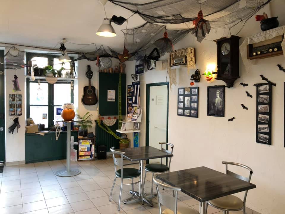 Location-gérance d'un fonds de commerce
Bar – Tabac – Jeux – Epicerie – Restauration (optionnelle)

Dossier de candidature accessible sur le site de la Mairie de Rives-du-Couesnon ou sur demande par voie électronique à l'adresse suivante: finances@rivesducouesnon.fr