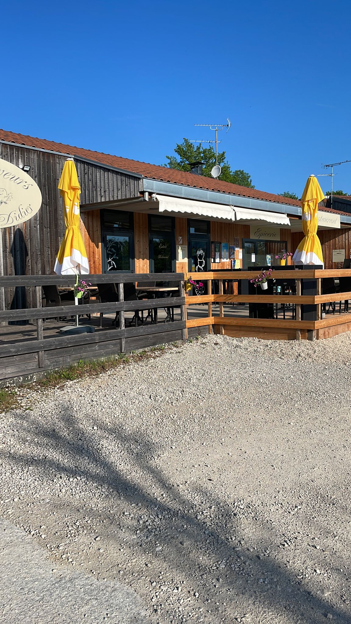 Bar restaurant