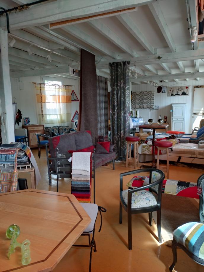 Atelier Tapissier  Décorateur Mur + fond