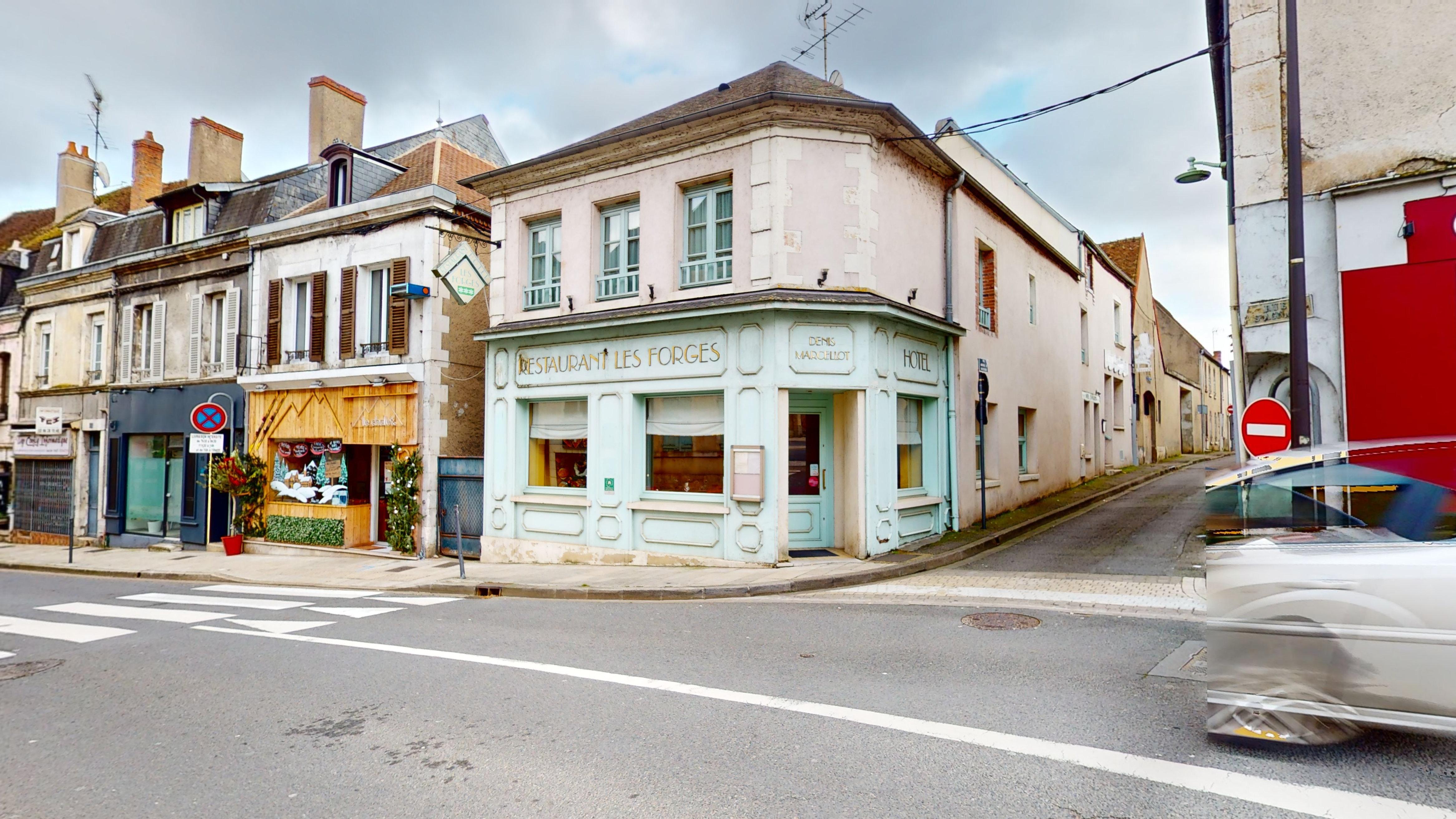 Hotêl/Restaurant - Cosne Cours Sur Loire 450 m2