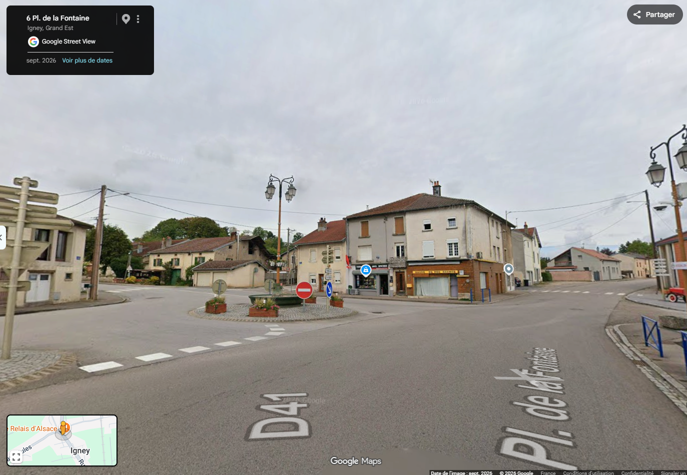 Attention urgent  cessation d'activité pour cause de retraite au 30 novembre 2026
À vendre fonds de commerce tabac presse fdj épicerie
Surface magasin 35m2 et réserve 15m2
Très bien placé, rue et croisement très passant
Pas de personnel
Chiffre d’affaires réguliers