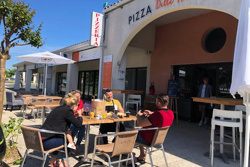 Pizzeria