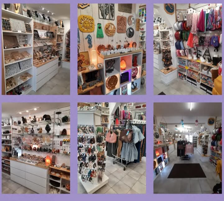 A cause d'un soucis de santé je dois me séparer de ma boutique de bijoux fantaisie, pierres, accessoires de mode, prêt à porter, senteurs.
45 M2 environ+ un bel espace extérieur avec store.
Entièrement refaite en 2024.
Bail commercial loyer 650€ nets de TVA.
Climatisation réversible. 
Faibles charges de fonctionnement 
Emplacement de premier plan au coeur d un bourg très dynamique. Littoral landais. Foncionne à l année avec une forte saisonnalité de mai à octobre.
Prête a travailler avec stock compensé de
Fond de commerce dab  et matériel 15000€
Stock 20000€ (à affiner sur inventaire et sélection de produits)
Accompagnement assuré .