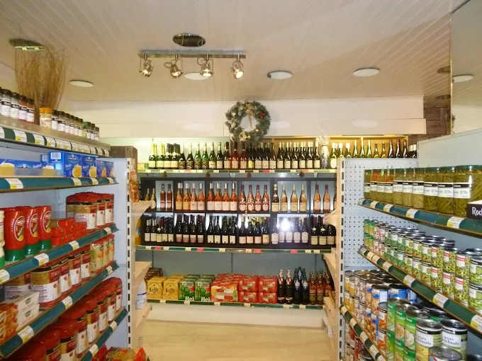 A vendre: Commerce alimentaire+ appartement