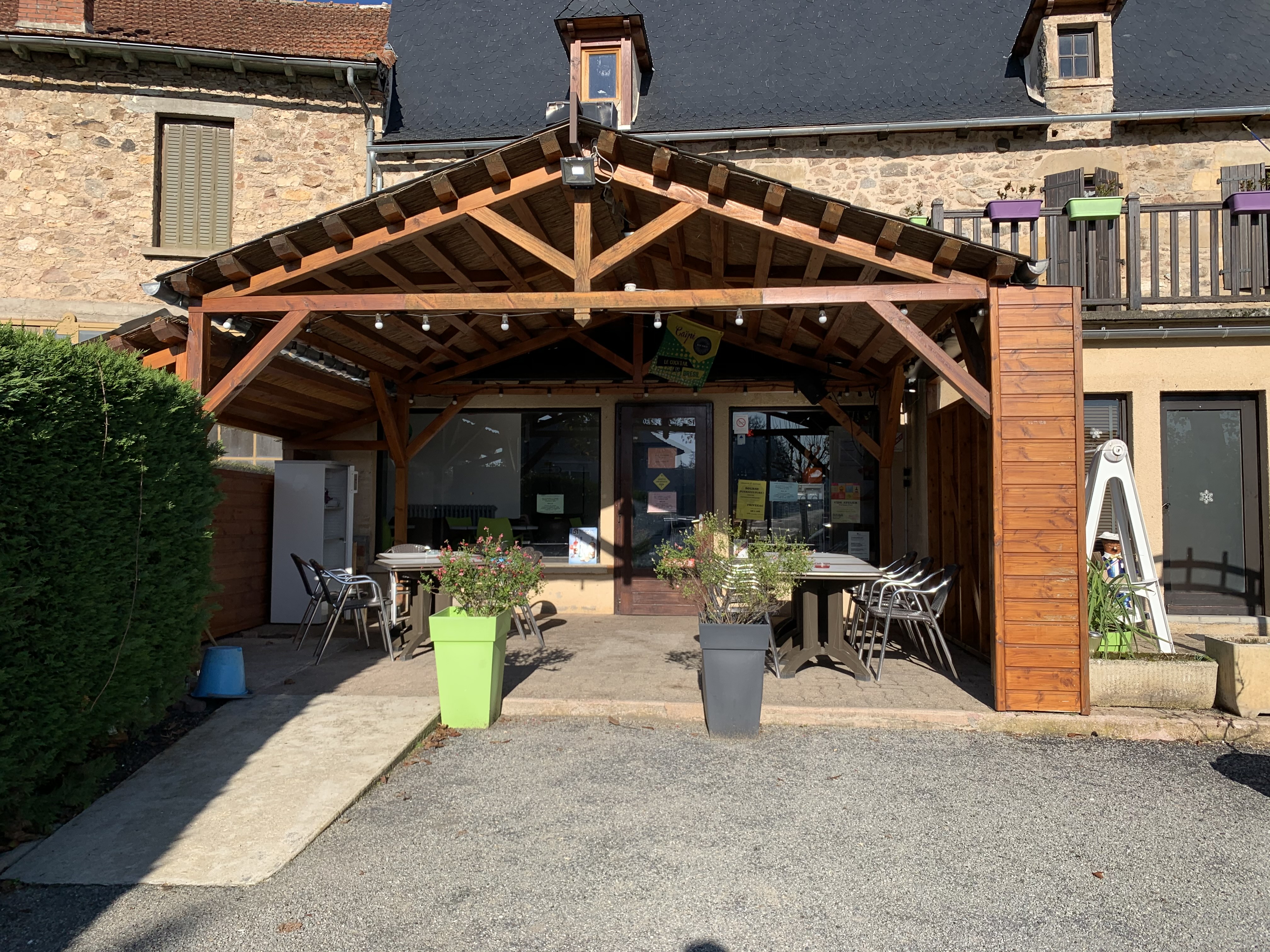 Bar de village