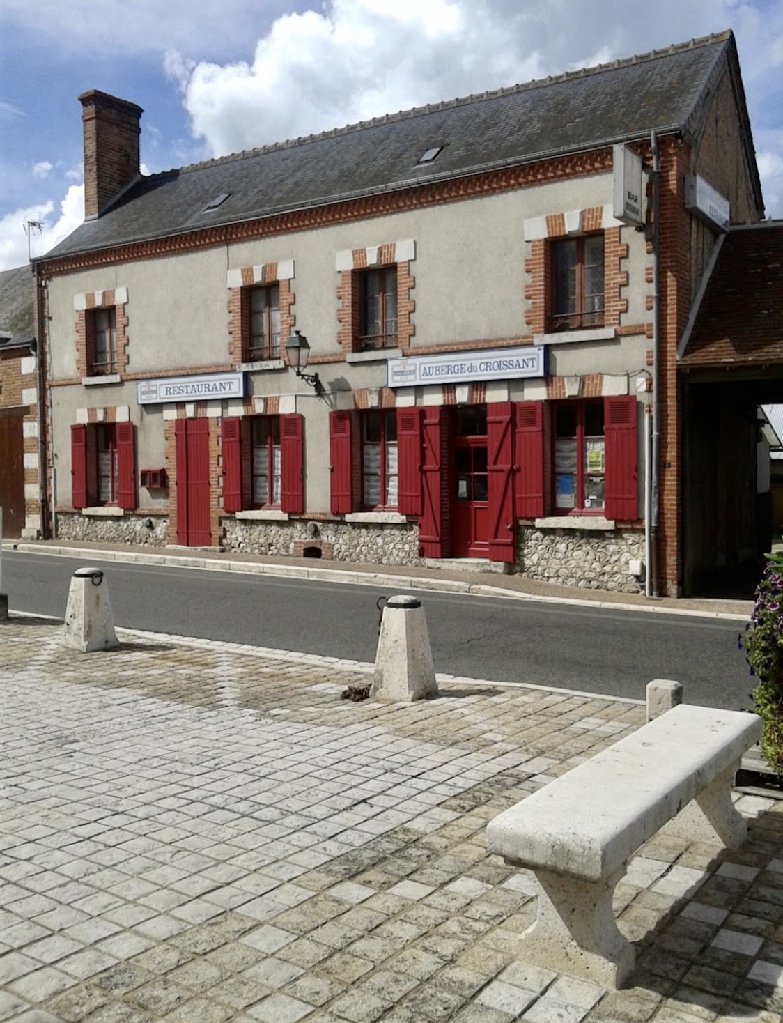 Bar Restaurant