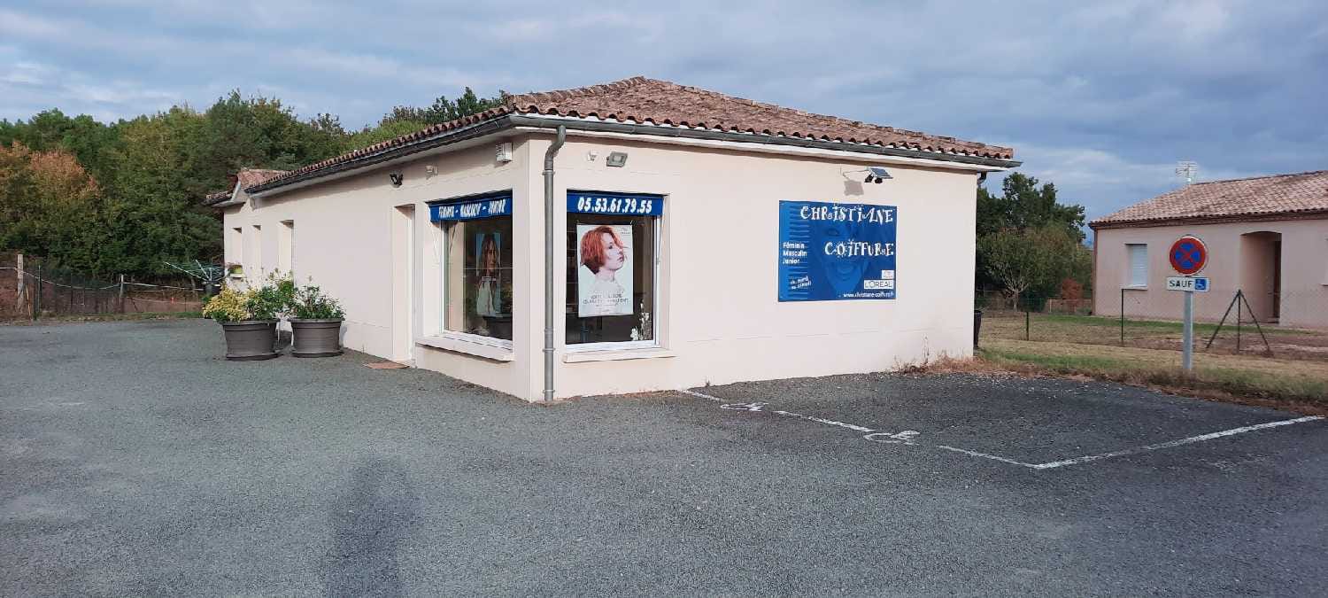 Loue salon de coiffure entièrement équipé à Ginestet, 24130, Dordogne. 

Installé dans la commune depuis 2000. 

Pas de fond de commerce à acheter. 

Location 1000€ par mois. 

Libre au 01/01/2025