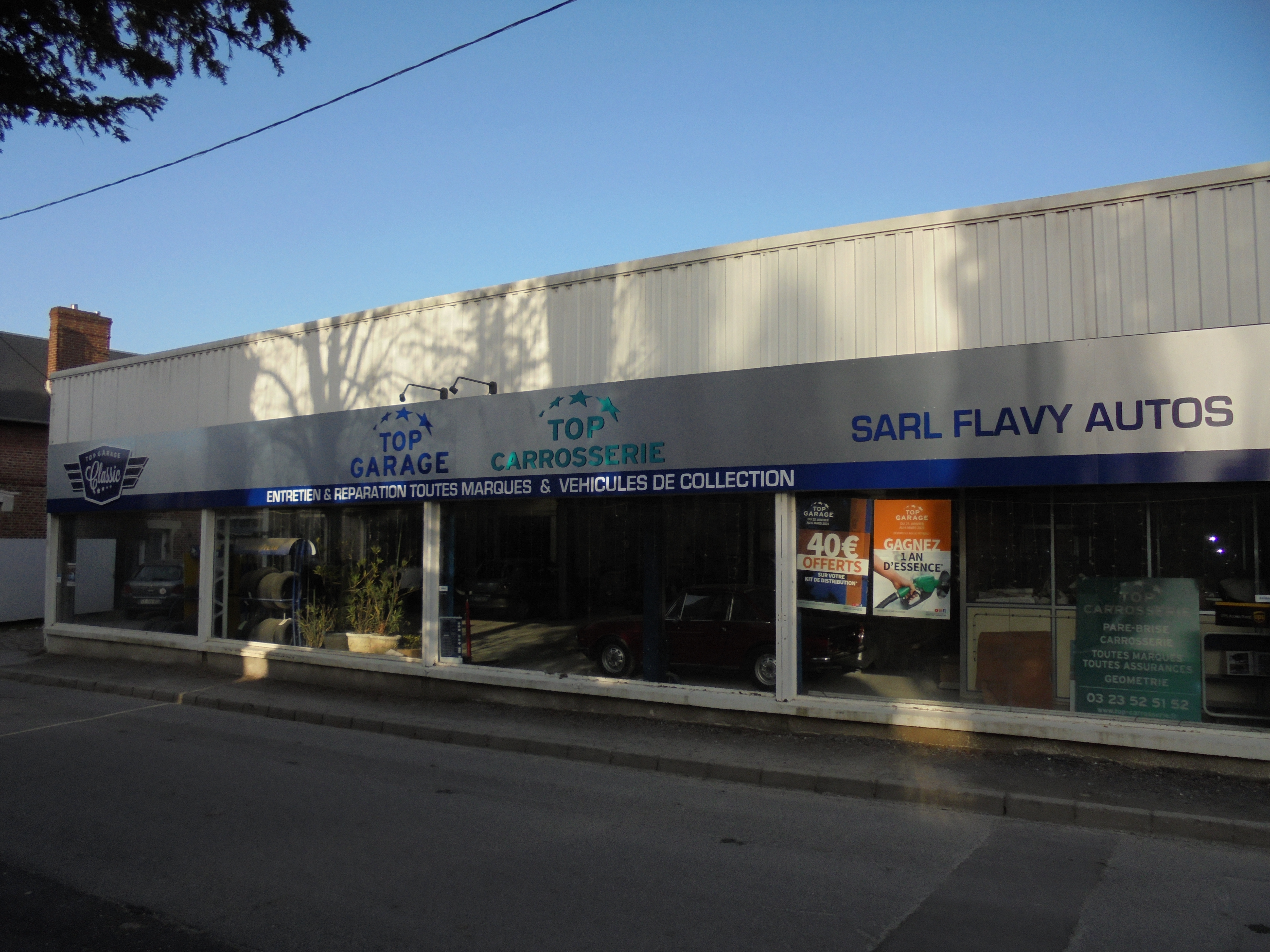 VENDS FONDS DE COMMERCE CAUSE SANTE
REPARATION MECANIQUE CARROSSERIE PEINTURE
RENOVATION ET ENTRETIEN VEHICULES ANCIENS
VENTE VEHICULES NEUFS ET OCCASION
SHOW ROOM REALISABLE 
CLIENTELE FIDELE ET PASSIONNEE
