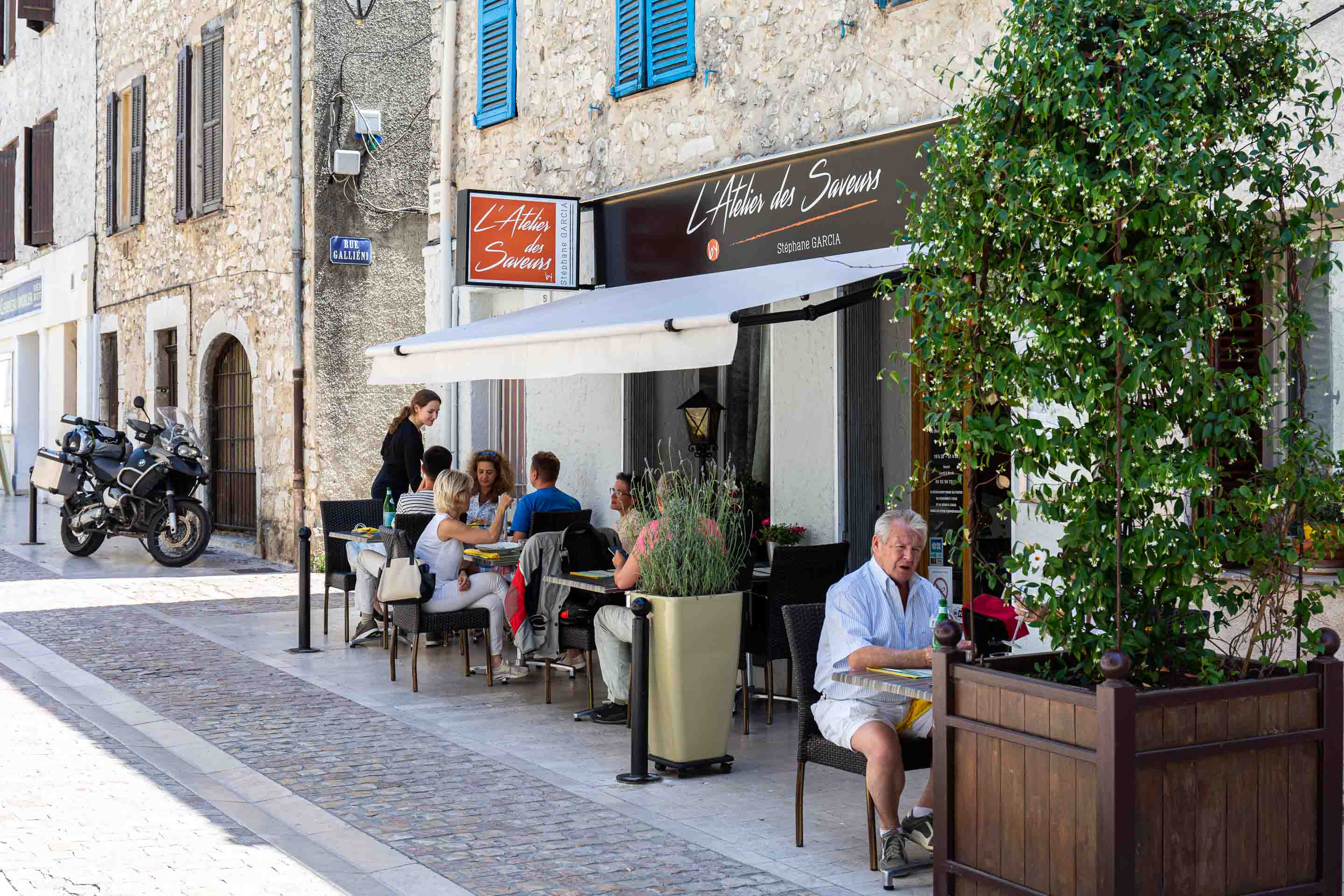 A reprendre LA COLLE SUR LOUP - RESTAURANT SEMI-GASTRONOMIQUE