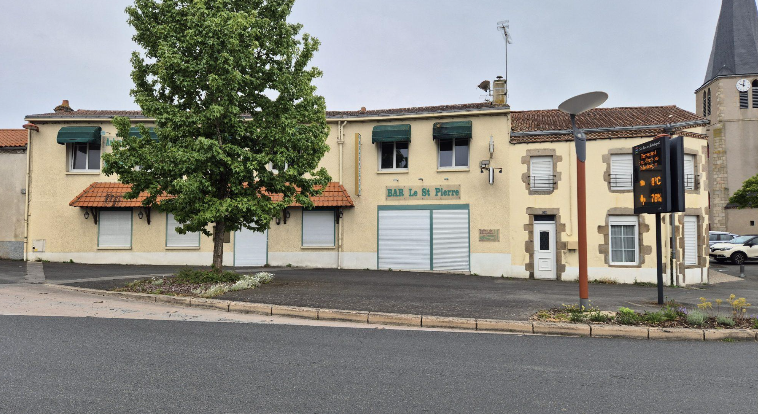BAR / RESTAURANT / TRAITEUR