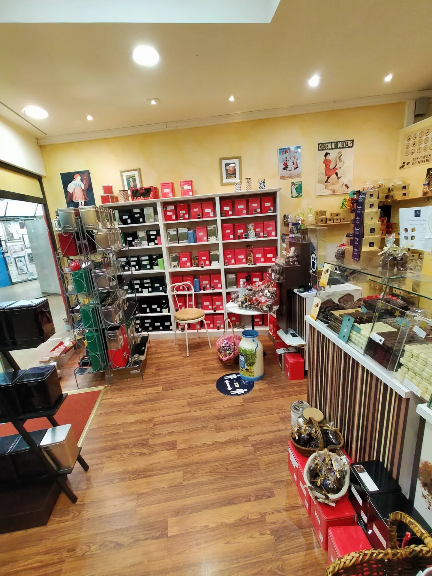 Magasin chocolats thés en centre ville