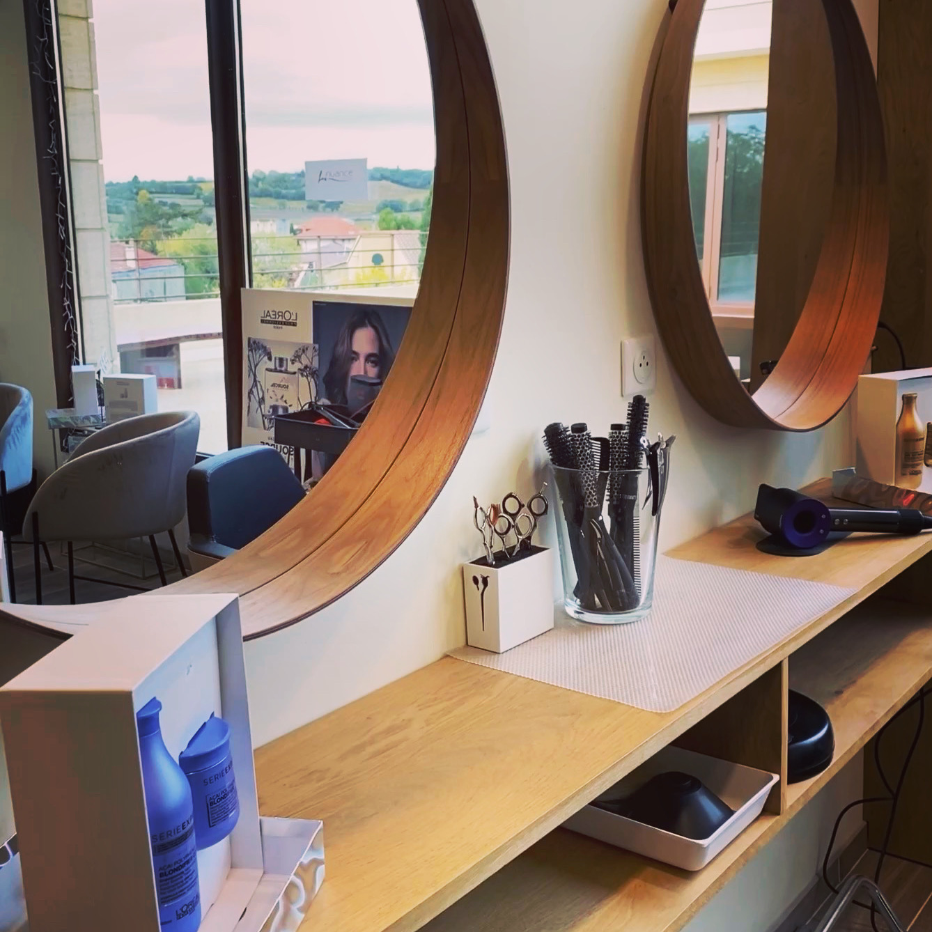 Salon de coiffure et esthétique
