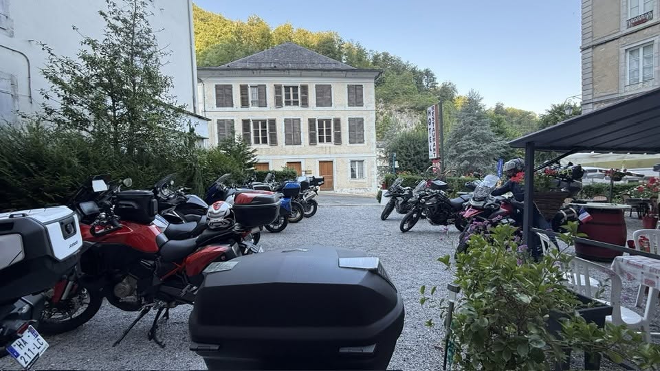 LOCATION GERANCE HOTEL RESTAURANT RICHELIEU