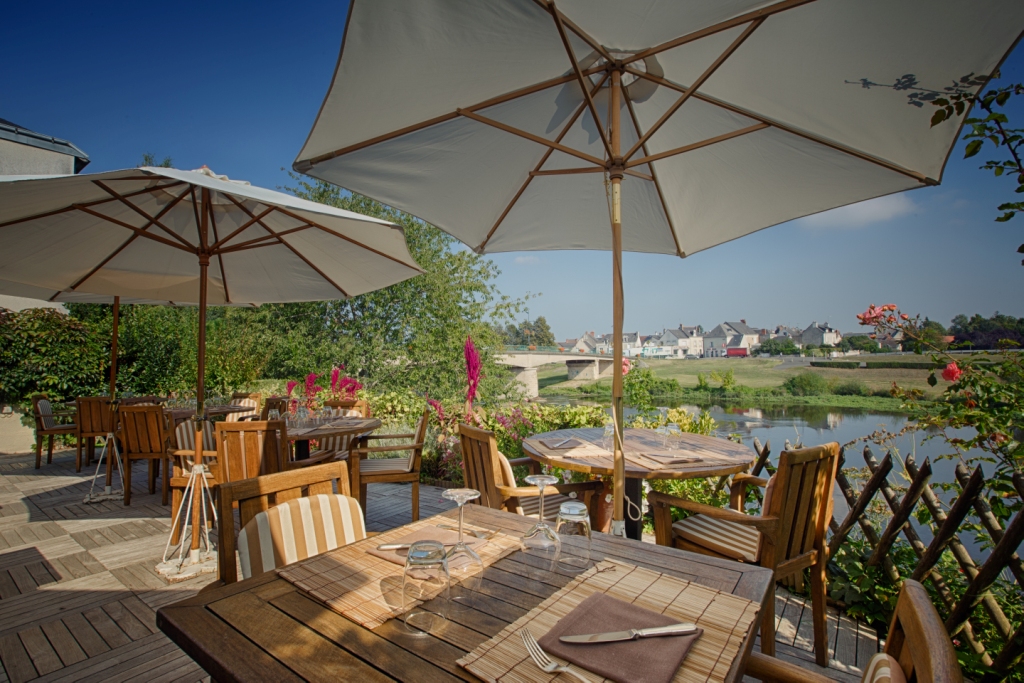 RESTAURANT GASTRONOMIQUE EN BORD DE VIENNE