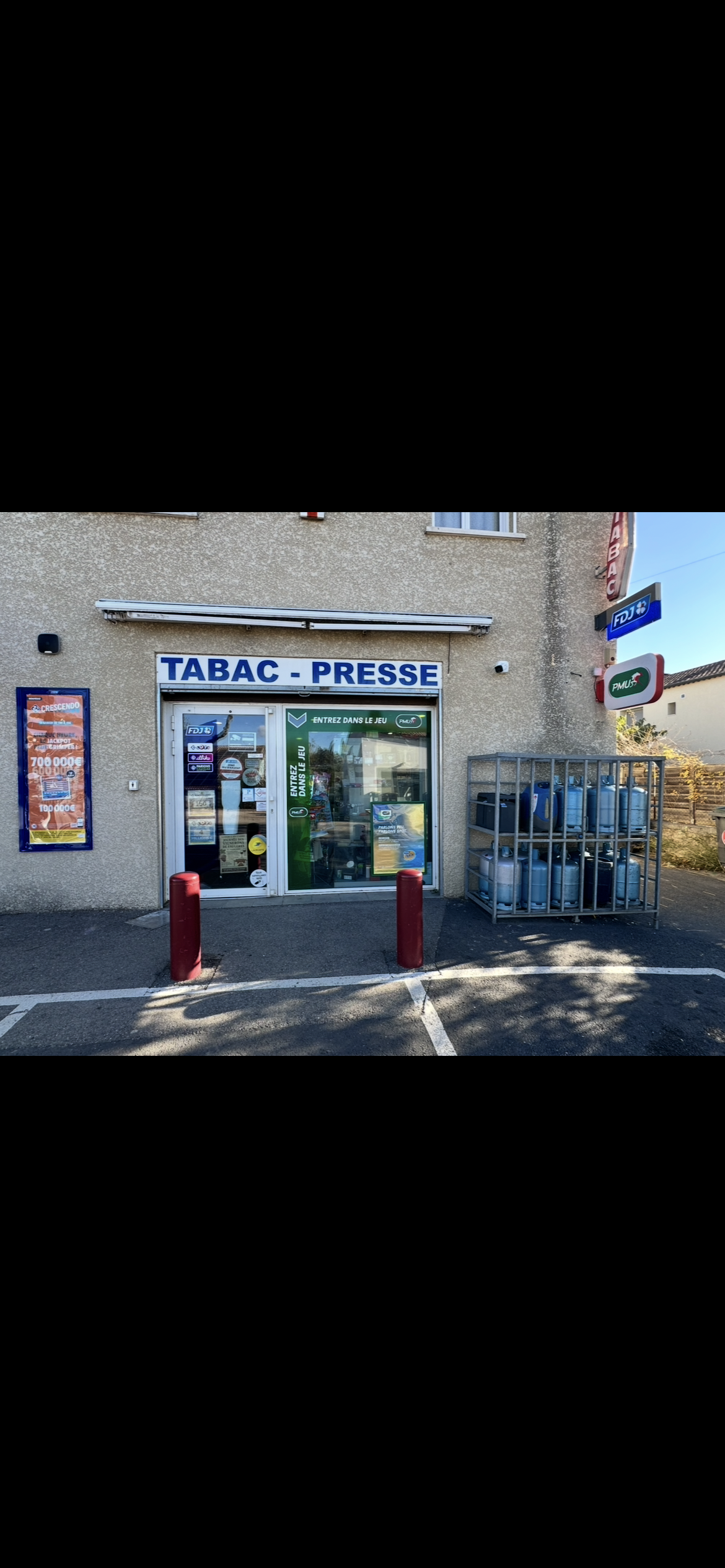 tabac presse pmu arrière pays biterrois 
CA 140000 €
EBE 62000 €
150 à 200 clients par jour
en zone ZRR
avec grand parking