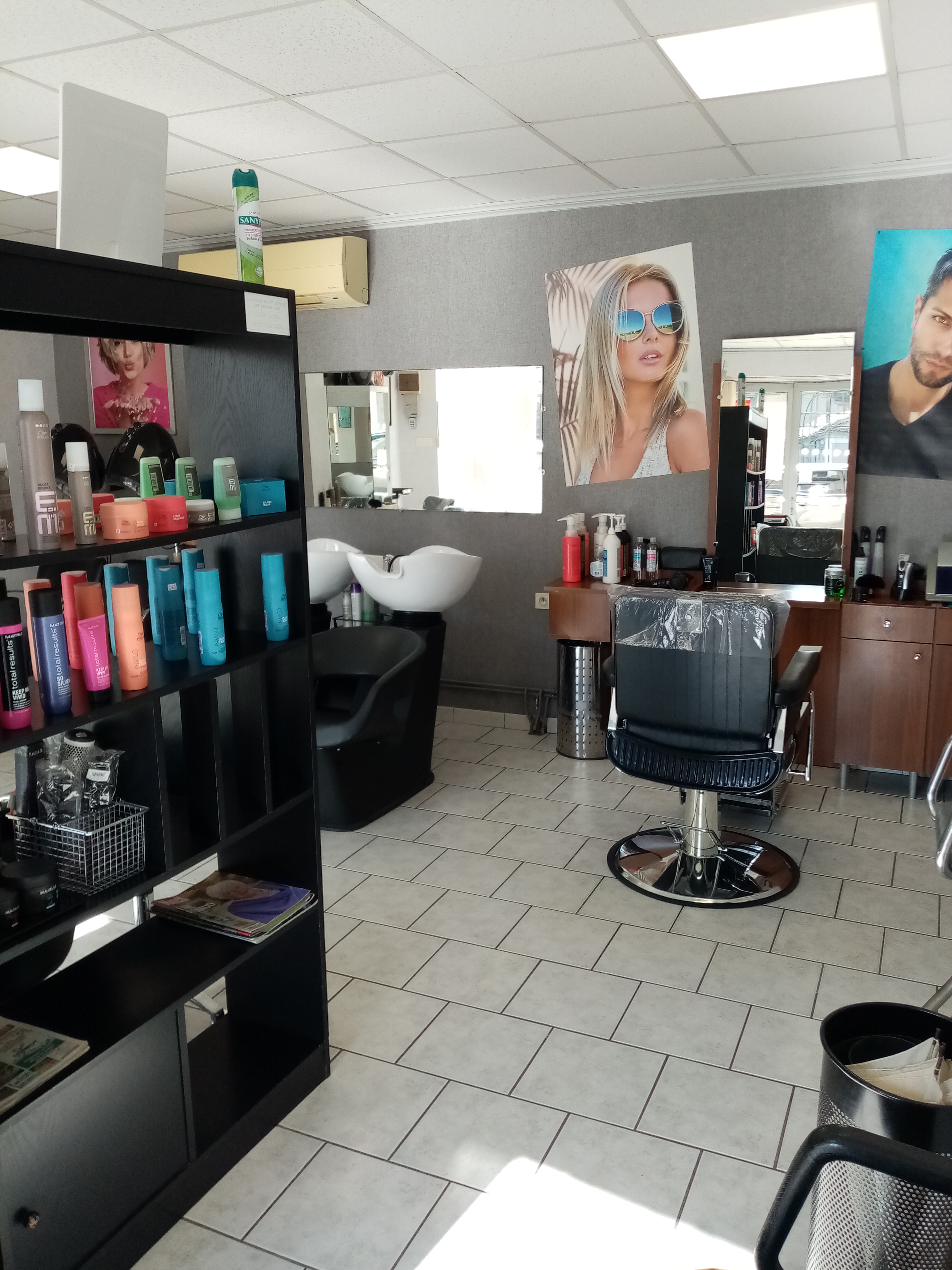 SALON DE COIFFURE MIXTE