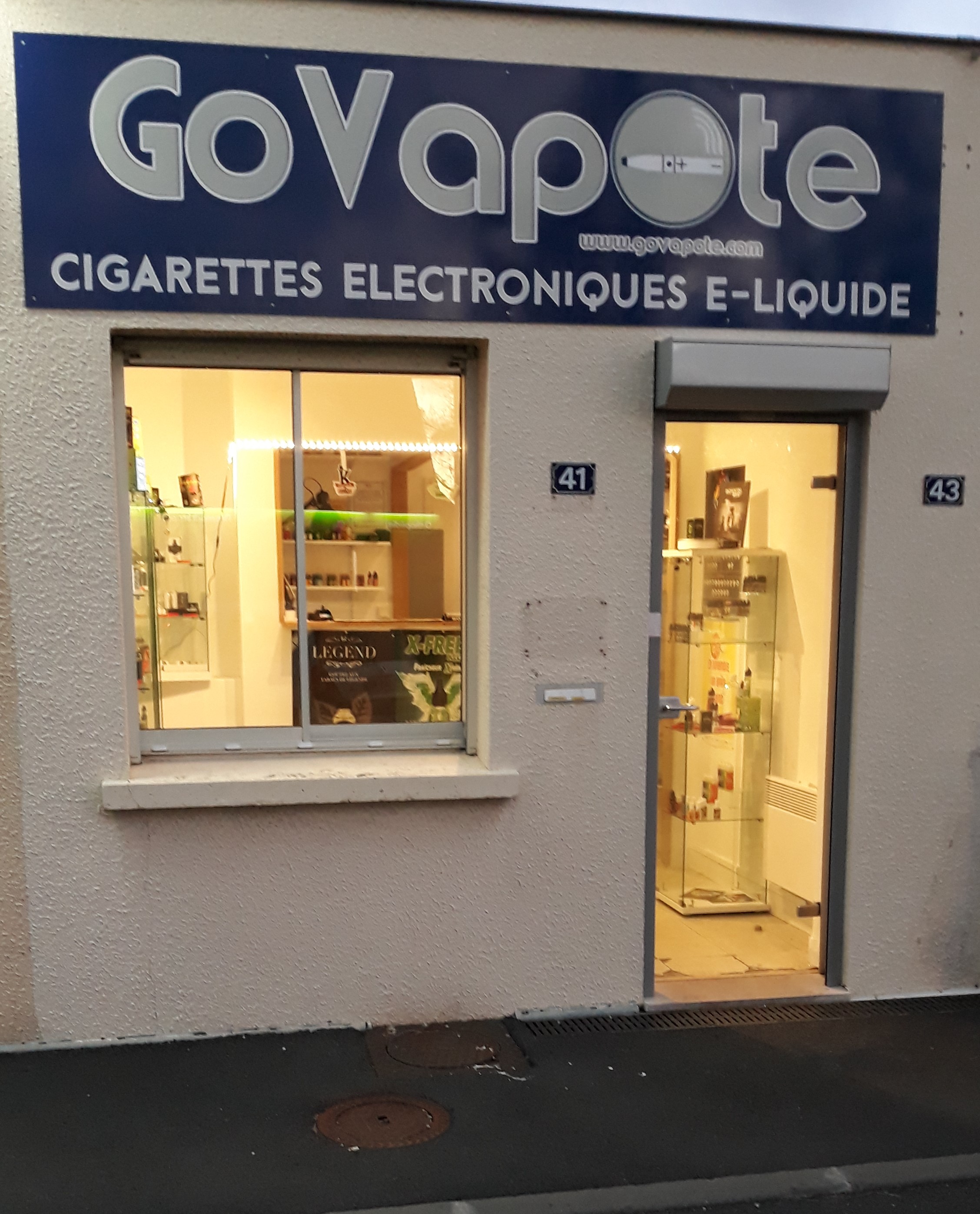 commerce créé le 1 septembre 2018, vente pour cause de départ à la retraite, raison pour laquelle le prix n'est pas élevé avec le stock.
commerce de vapotage et accessoires Caen sud.
clientèle régulière avec potentiel de développement
petit loyer
sur axe principal
Accompagnement si besoin.