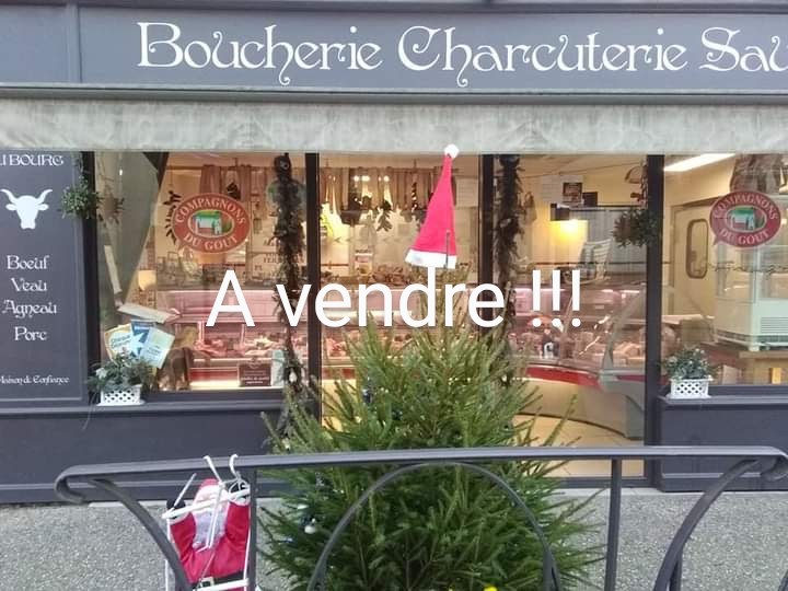 Vend fond de commerce boucherie charcuterie volailles.
Pour profiter de ma retraite.
Possibilité de faire un deuxième labo piece libre de 25m carré