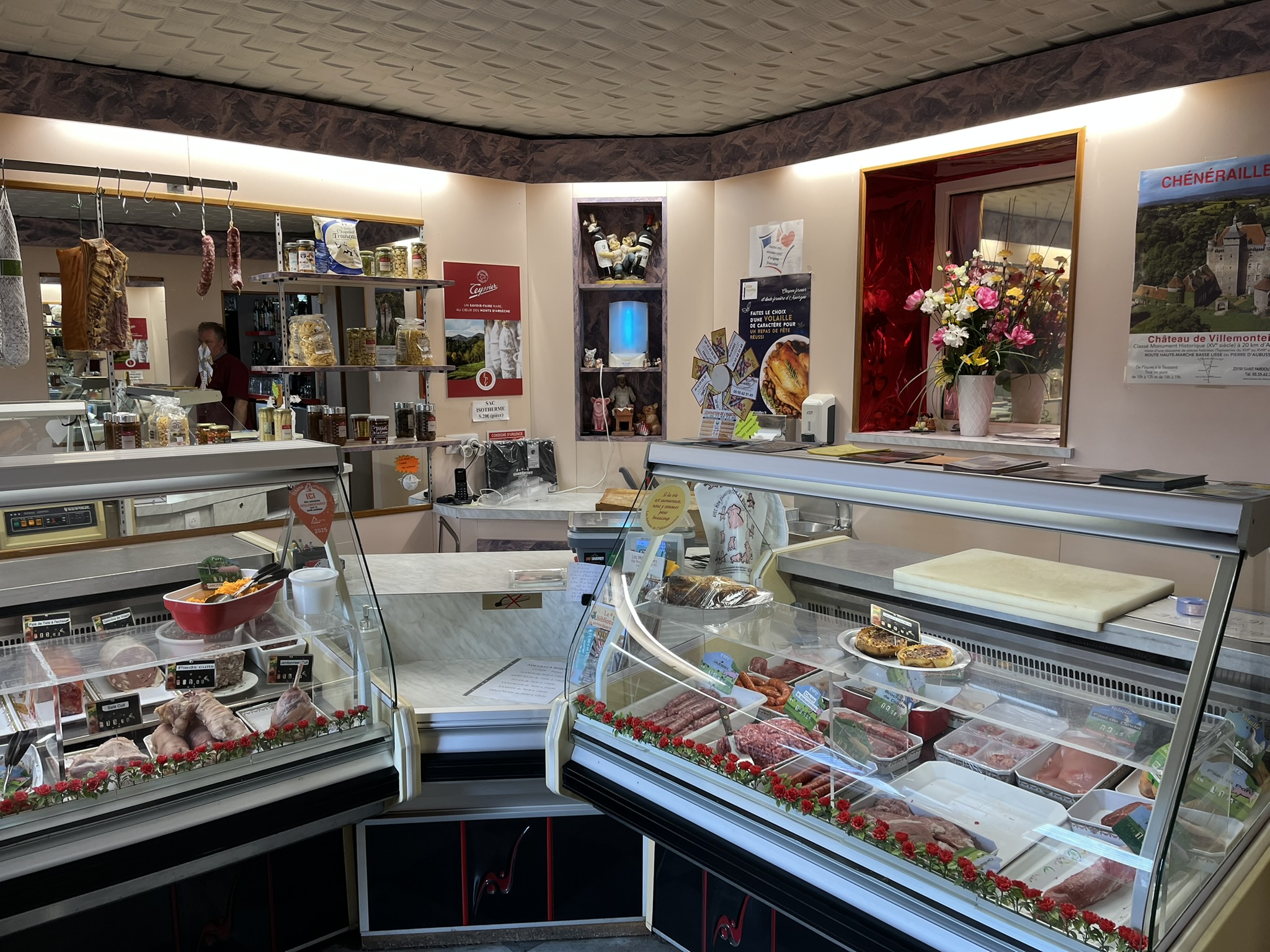 Commerce Atypique à reprende - Café-Charcuterie