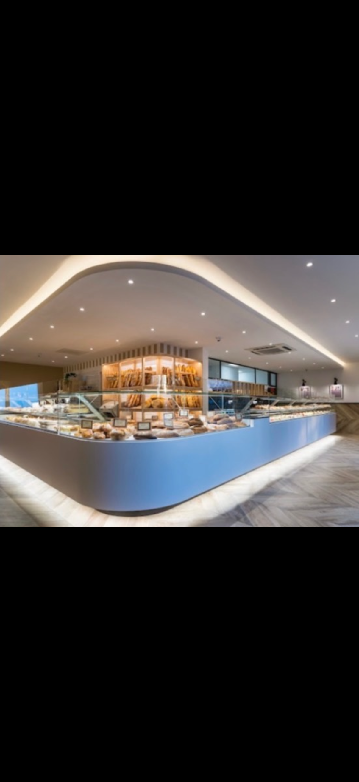 fond de commerce boulangerie-pâtisserie artisanale dans une petite ville de 30 000 habitants. proche centre ville, tout type de commerce à proximité, grand parking juste en face.
chiffre d’affaires:950 000€
5 semaines de vacances annuelles et un jour de fermeture hebdomadaire.
boutique récente 100m2
laboratoire 200m2 tout équipé avec du matériel entretenu et récent
appartement au dessus de 110m2
possibilité vente des locaux commerciaux 
vente pour un départ à la retraite.