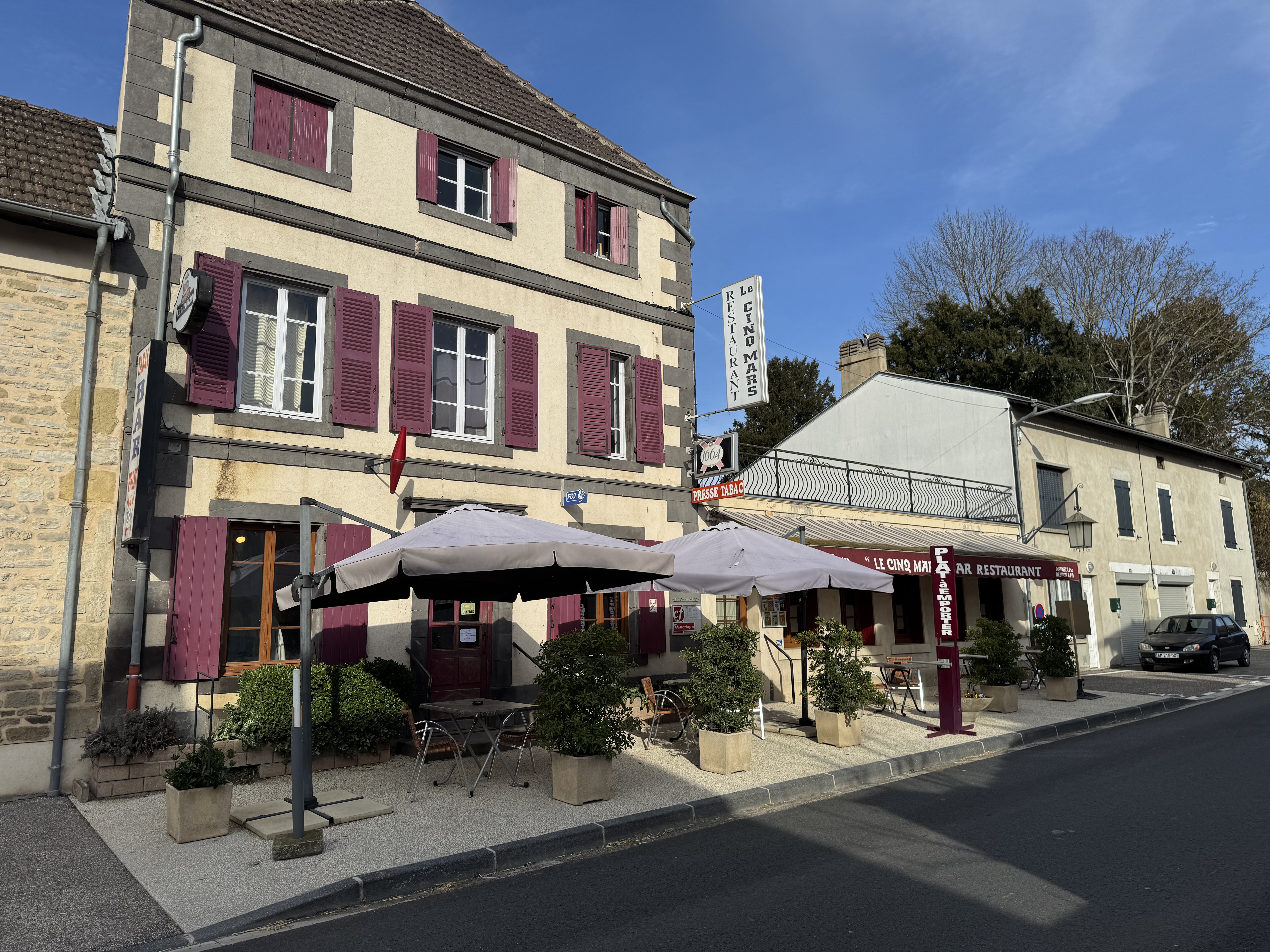 Vente mur et fonds de commerce restaurant bar tabac FDJ