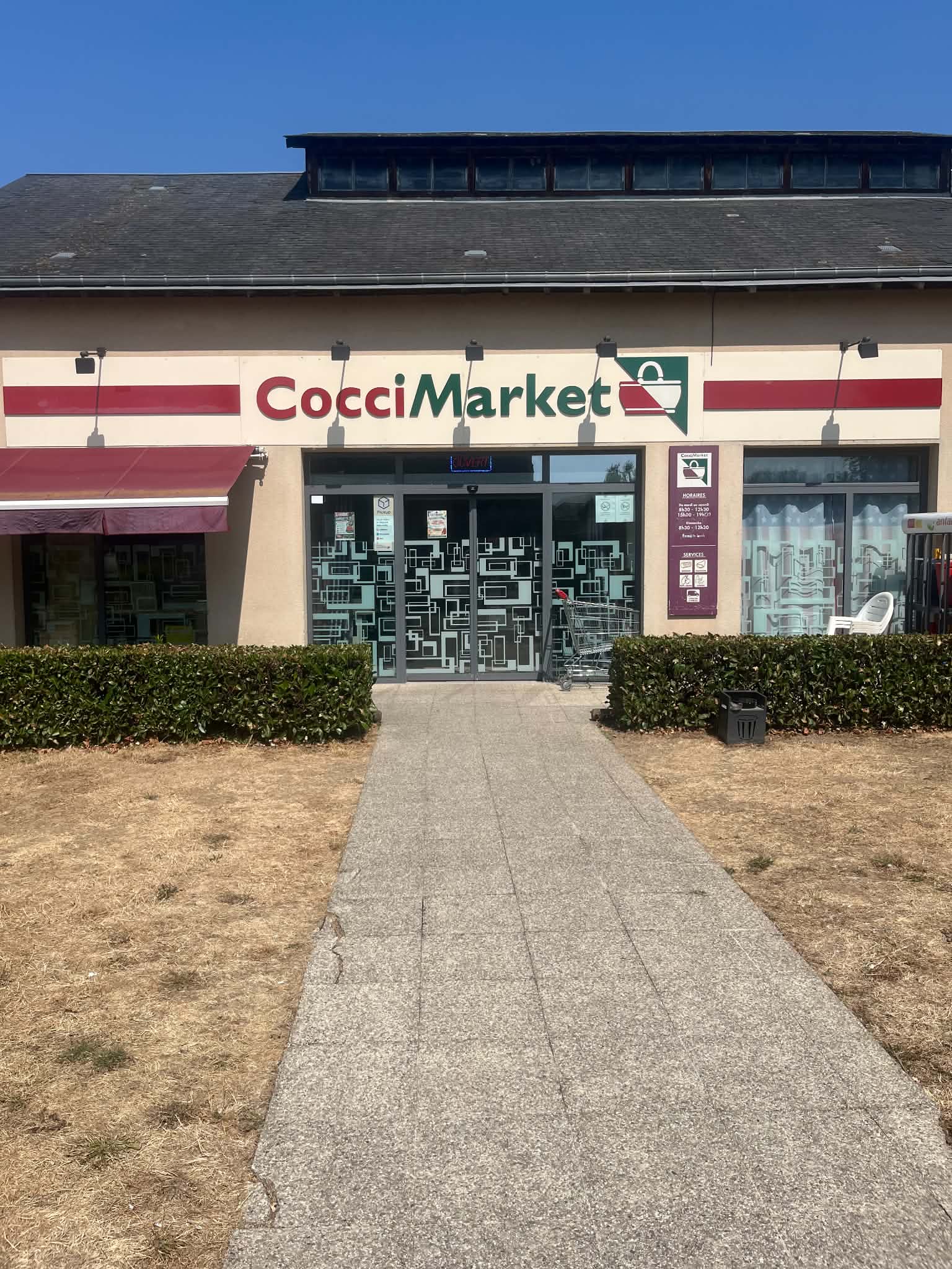 LICENCE 3, PARKING ET TERRASSE, DEPOT COLIS, GAZ