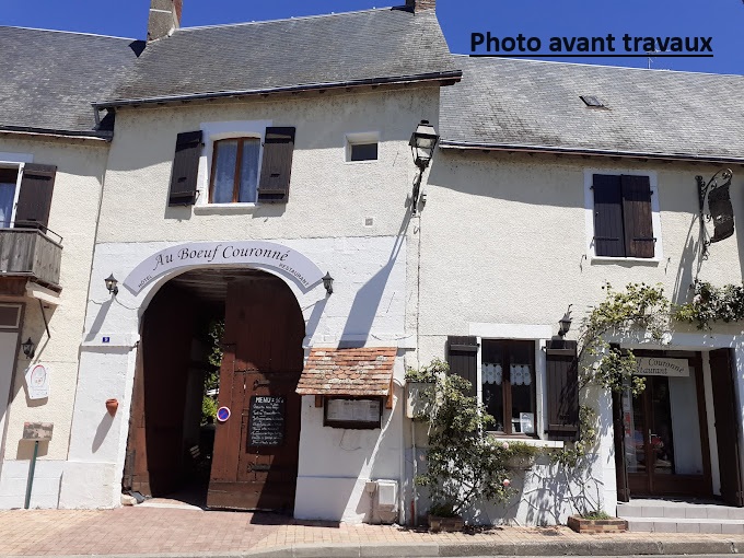 “Au Boeuf Couronné” Hôtel-restaurant emblématique de la Commune de Mézières-en-Brenne était l’une des deux auberges “Relais de poste” de la capitale Brennouse.

Force est de constater que le développement du tourisme devient une réalité croissante pour le territoire du Parc Naturel Régional de la Brenne. La municipalité  a acquit cet ensemble bâti, dont les origines remonteraient au XVème siècle, afin d’éviter une fermeture qui porterait atteinte à l’activité commerciale et touristique. Les travaux de réhabilitation sont actuellement en cours.

La réouverture de l’établissement est prévue au printemps 2025.

Appel à manifestation d'intérêts en vue de la conclusion d' un bail commercial pour l'exploitation de l'hôtel-restaurant "Au Boeuf Couronné"

I.-  IDENTIFICATION

Bail commercial pour l’exploitation de l’hôtel restaurant « Au Bœuf couronné »  9 place du Général de Gaulle, 36290 Mézières-en-Brenne.
Durée prévisionnelle du bail : neuf ans, renouvelable dans le respect des dispositions du code de commerce et de la législation applicable aux personnes publiques.

Valeur estimée du loyer : 30 000 € HT annuel (montant minimal figurant au projet de bail commercial qui pourra être librement augmenté par les candidats)


II.-  COMMUNICATION

Lien d’accès aux documents de la consultation : http://www.pro-marchespublics.com/accueil.htm.

Identification interne de la consultation : M2024-001AUBOEUFC