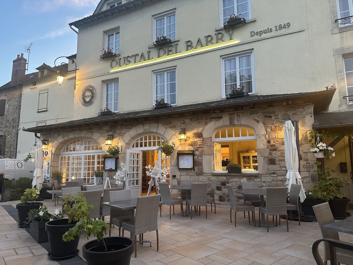 Hôtel Restaurant Oustal del Barry