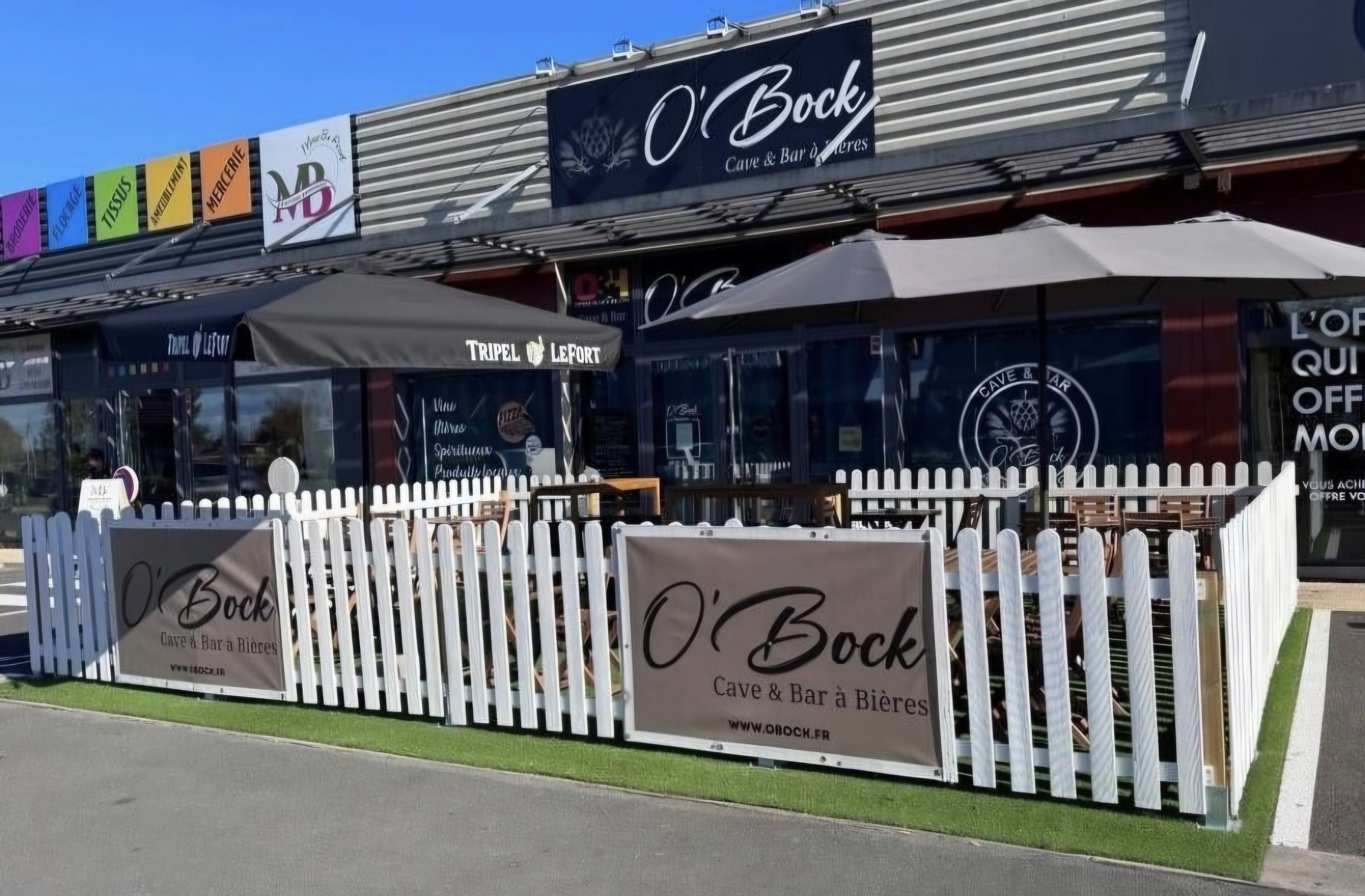 Vente de 100% de parts sociales d'une SARL - Activité de bar à bières/petite restauration/tapas

Vente de 100% de parts sociales d'une SARL - Activité de bar/restauration - Idéalement placé sur la commune de Coutras, dans une zone commerciale attractive. Possibilité de développer l'affaire - clientèles fidelises,