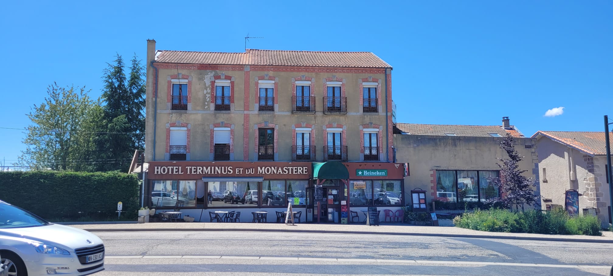 Hôtel Restaurant Bar