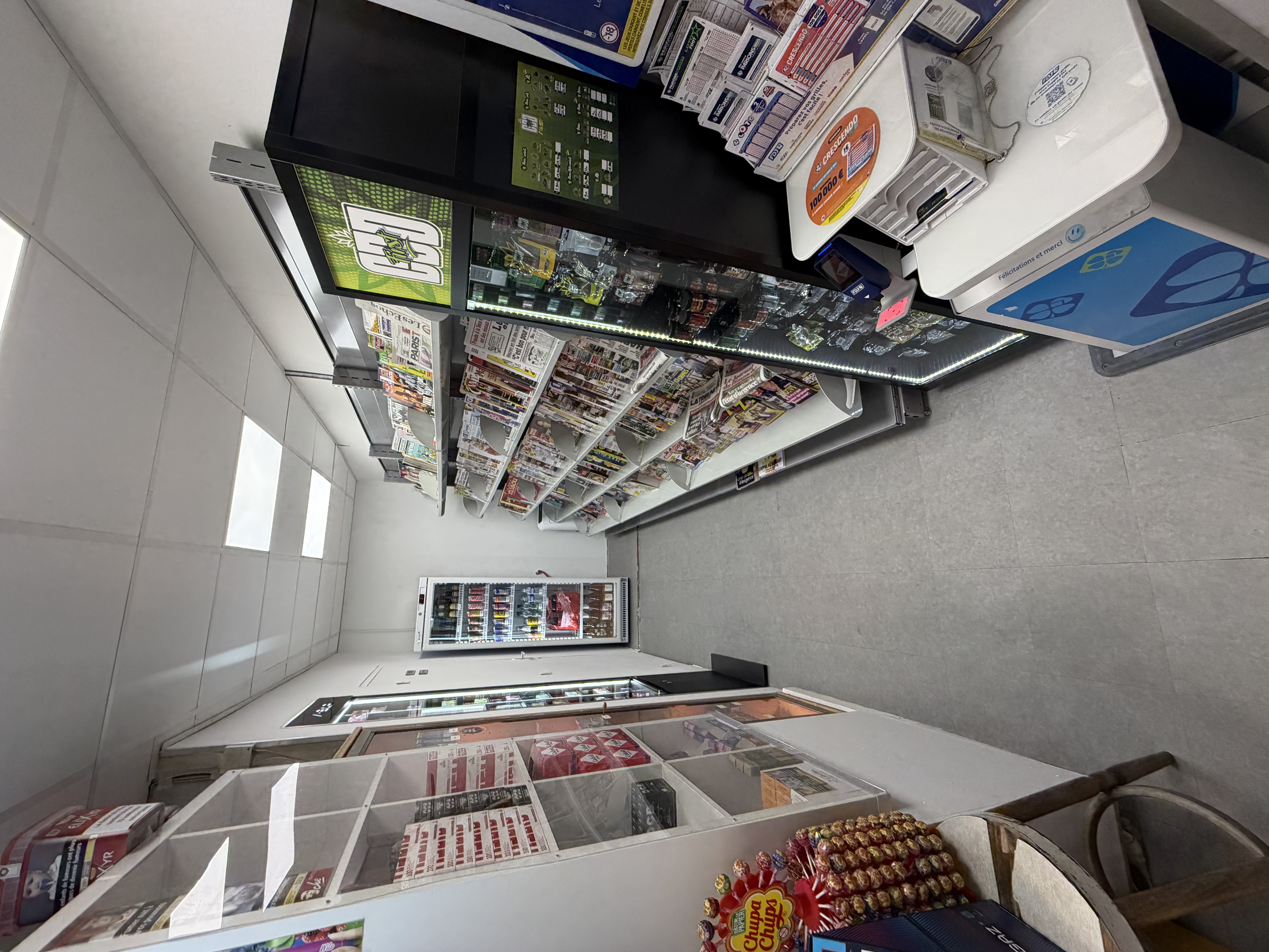 Vend fond de commerce : Bar Tabacs FDJ Presse
À Aigueperse 
affaire en progression depuis 3 ans 

Résultat 2024 130000€
Résultat 2025 à venir (180000€)

À saisir