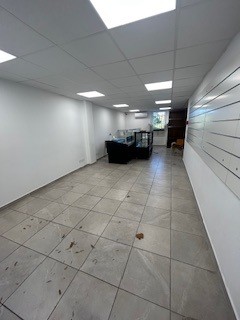 Epicerie à flassans sur issole