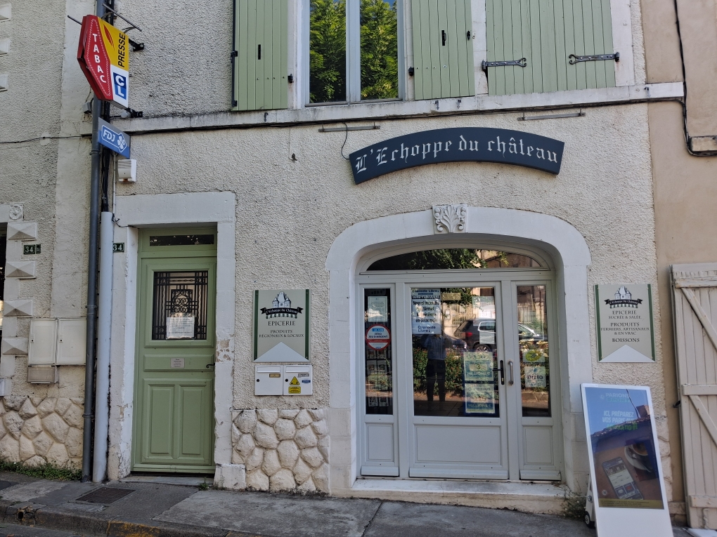 Epicerie tabac journaux jeux
