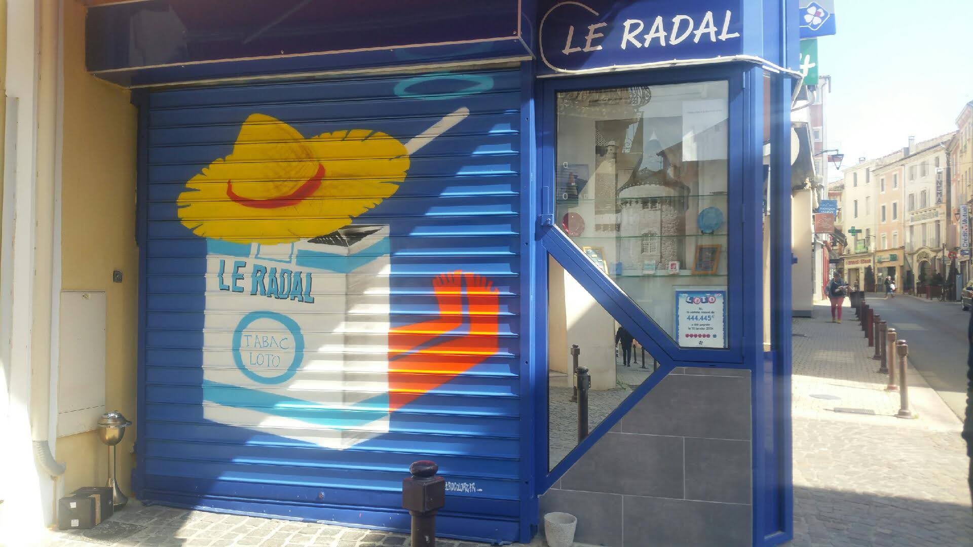 À VENDRE – BUREAU DE TABAC À AUBENAS (ARDÈCHE)

Belle opportunité commerciale – Cause retraite

Situé à Aubenas, ville touristique et dynamique de l’Ardèche, ce bureau de tabac bénéficie d’un emplacement privilégié, sur une rue principale très passante, offrant une excellente visibilité et un passage régulier de clientèle.

Une affaire idéale pour une personne seule ou un couple souhaitant s’investir dans un commerce de proximité.

Les atouts de cette affaire

Emplacement stratégique sur un axe très fréquenté.

Ville touristique bénéficiant d’une clientèle locale et de passage.

Loyer très intéressant : seulement 399 € par mois.

Aucun travaux à prévoir : établissement prêt à être exploité.

Local climatisé pour un confort optimal.

Amplitude horaire à développer, offrant de belles possibilités d’évolution.

Exploitation adaptée à 1 à 2 personnes.

Une belle opportunité pour se lancer !

Vendu pour cause de retraite, ce commerce représente une occasion intéressante de reprendre une activité existante et de la développer selon vos projets et vos ambitions.

Pour tout renseignement complémentaire ou pour organiser une visite, merci de nous contacter.