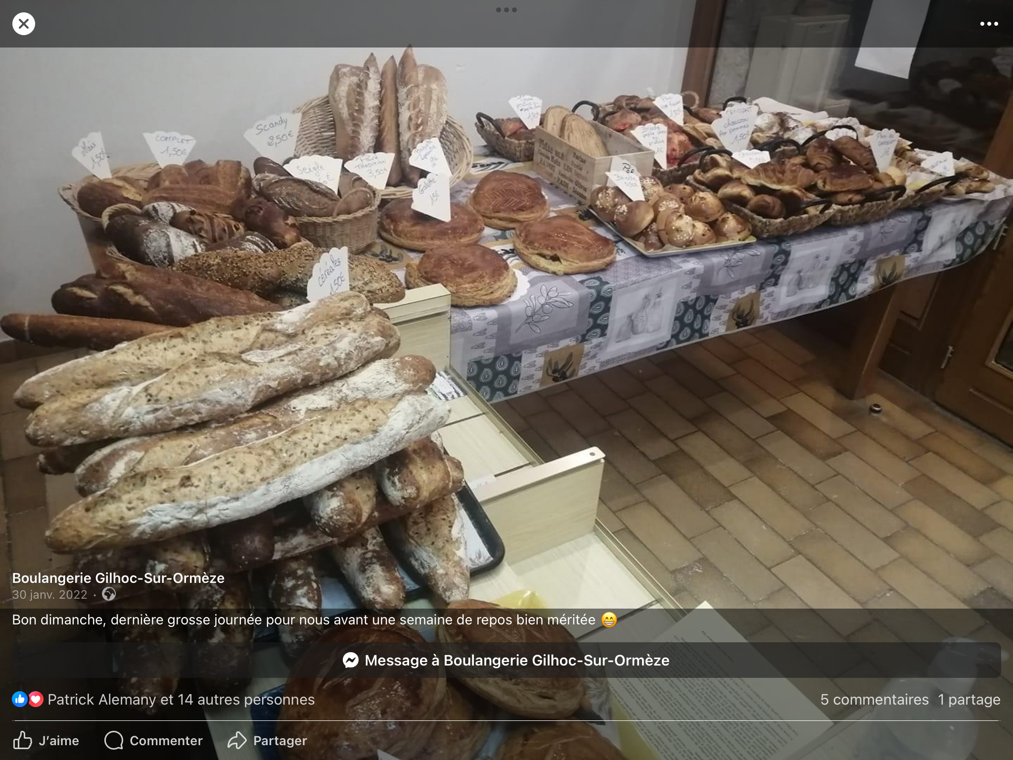 À vendre boulangerie pâtisserie dans jolie petit village de l’Ardèche  250€ materiel et 300€ boulangerie chiffre d’affaire 100000€ à céder 28000€ cause retraite pour tous renseignements veuillez me contacter au 0475073031 le matin merci