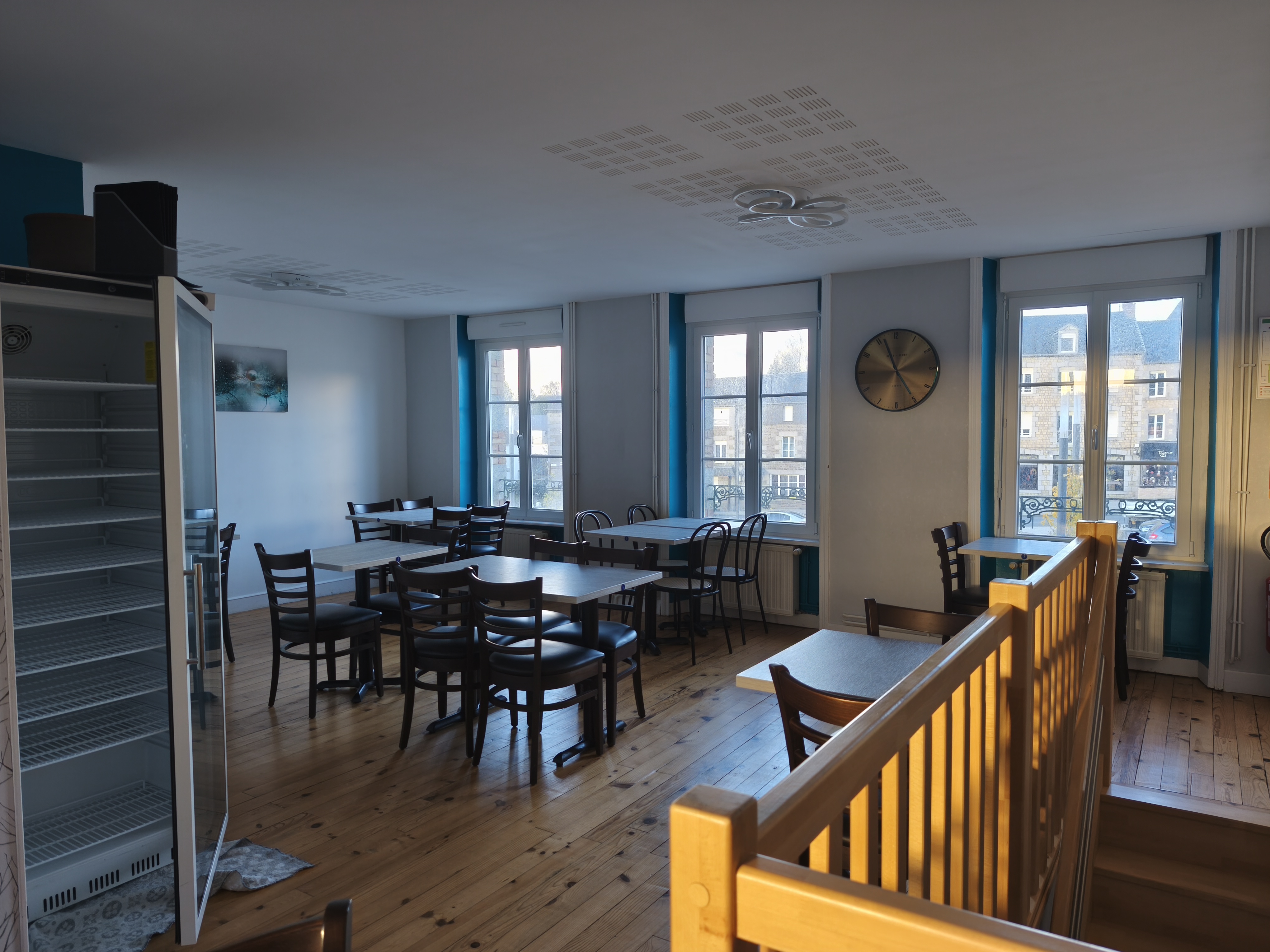 La mairie de Brécey recherche un repreneur pour une activité de restauration qui a cessé fin 2024. Les locaux sont situés en cœur de ville et l'espace s'étend sur 2 niveaux ainsi qu'une terrasse extérieure. Une location-gérance est envisagée avec possibilité de rachat du fonds et des murs ultérieure.

Retrouvez toutes les informations sur le site de la CCI Ouest Normandie : 
https://www.ouestnormandie.cci.fr/actualite/appel-candidatures-reprise-dun-restaurant-brecey