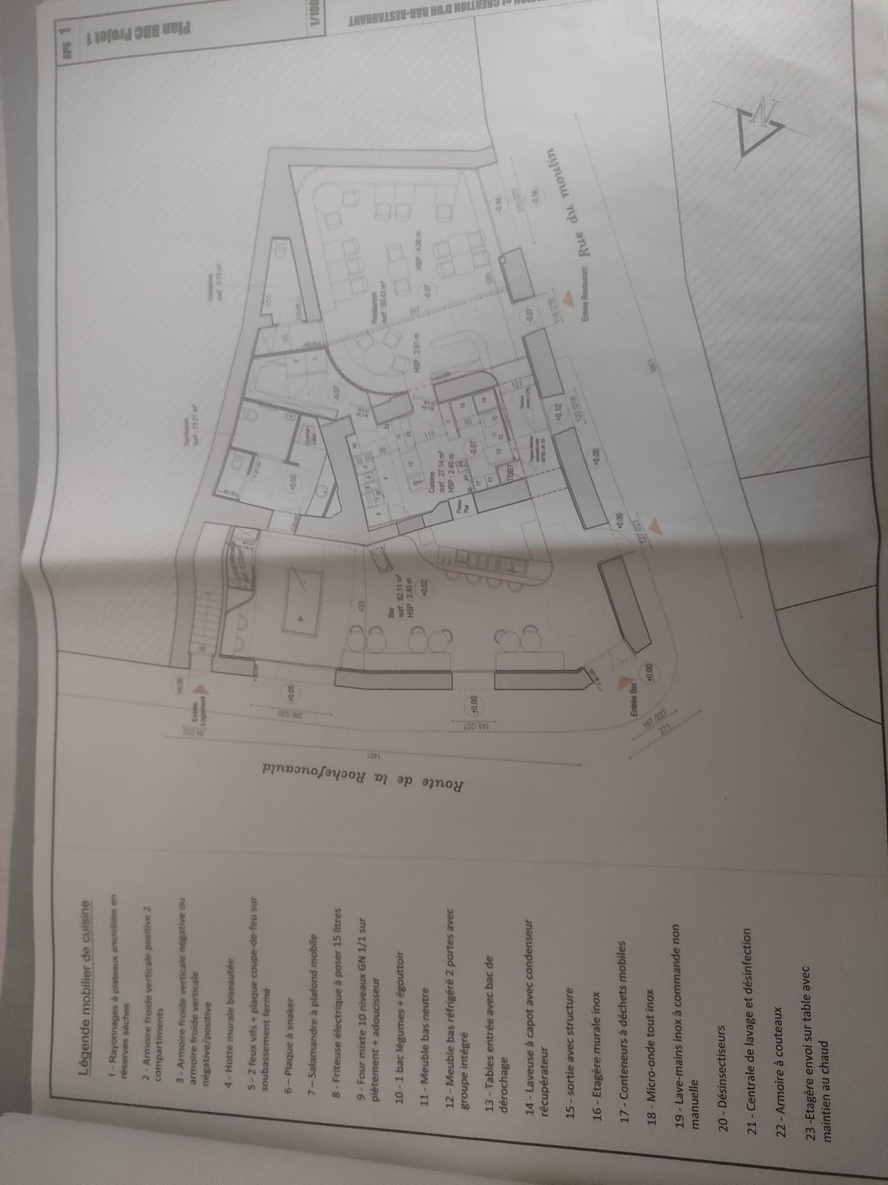 La mairie de Chazelles propose une location-gérance d'un bar-restaurant. Le projet est partie de la rénovation un batiment communal en pierre. Celui-ci dispose d'une surface de 160m2 dont une partie restaurant de 55m2. La partie extérieure fait pour sa part environ 50m2.
Chazelles est un jolie village située à 10km de La Rochefoucauld, qui est le centre de notre intercommunalité. De plus il n'est qu' à 20 km d'Angoulème et du Périgort vert.
Notre population est de 1700 Hab.  Nous possédons une école maternelle et primaire ainsi qu'une micro-créche.
Le village dispose d'une maison médicale ( 4 médecins, 4 infirmi`ères, kiné, osteo...), une pharmacie, une supérette, un tabac-journaux, une jardinerie, une boulangerie et bien d'autres choses à découvrir... 
Commune trés dynamique, Chazelles dispose d une riche vie associative.
Clôture des dossiers fin Novembre.