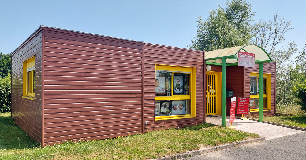 Devenez photographe indépendant et vivez de votre passion en Bourgogne !
Un studio photo clé en main vous attend au cœur d’un environnement dynamique et commerçant !
✅ Clientèle fidèle et diversifiée (particuliers, mariages, entreprises, écoles...)
✅ Équipement professionnel haut de gamme
✅ Potentiel de développement (BtoB, e-commerce)
✅ Accompagnement à la reprise inclus